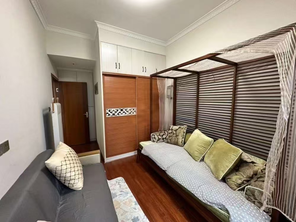 流金岁月-华晨国际  1室1厅1卫    46.0万室内图