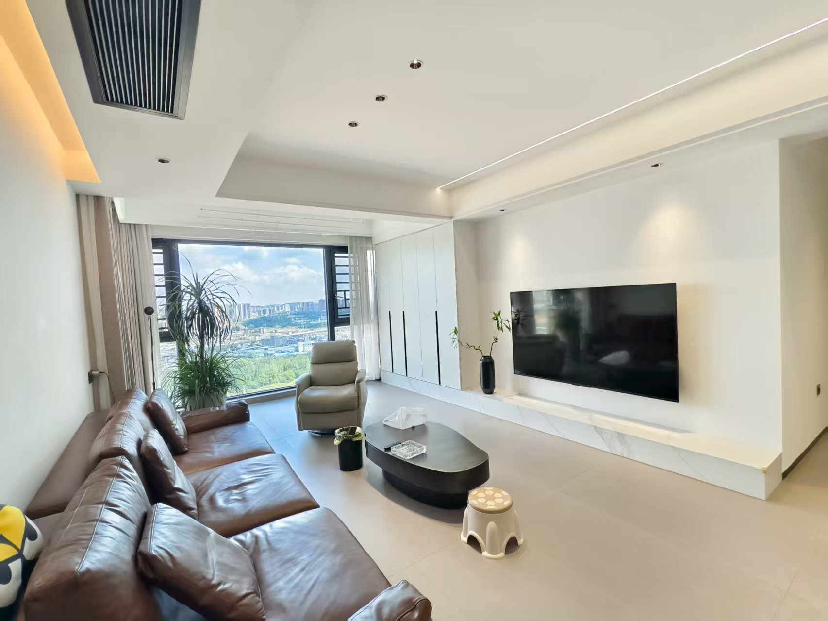 红旗北路散盘 4室2厅2卫 66.0万 红旗北路散盘 4室2厅2卫 66.0万室内图