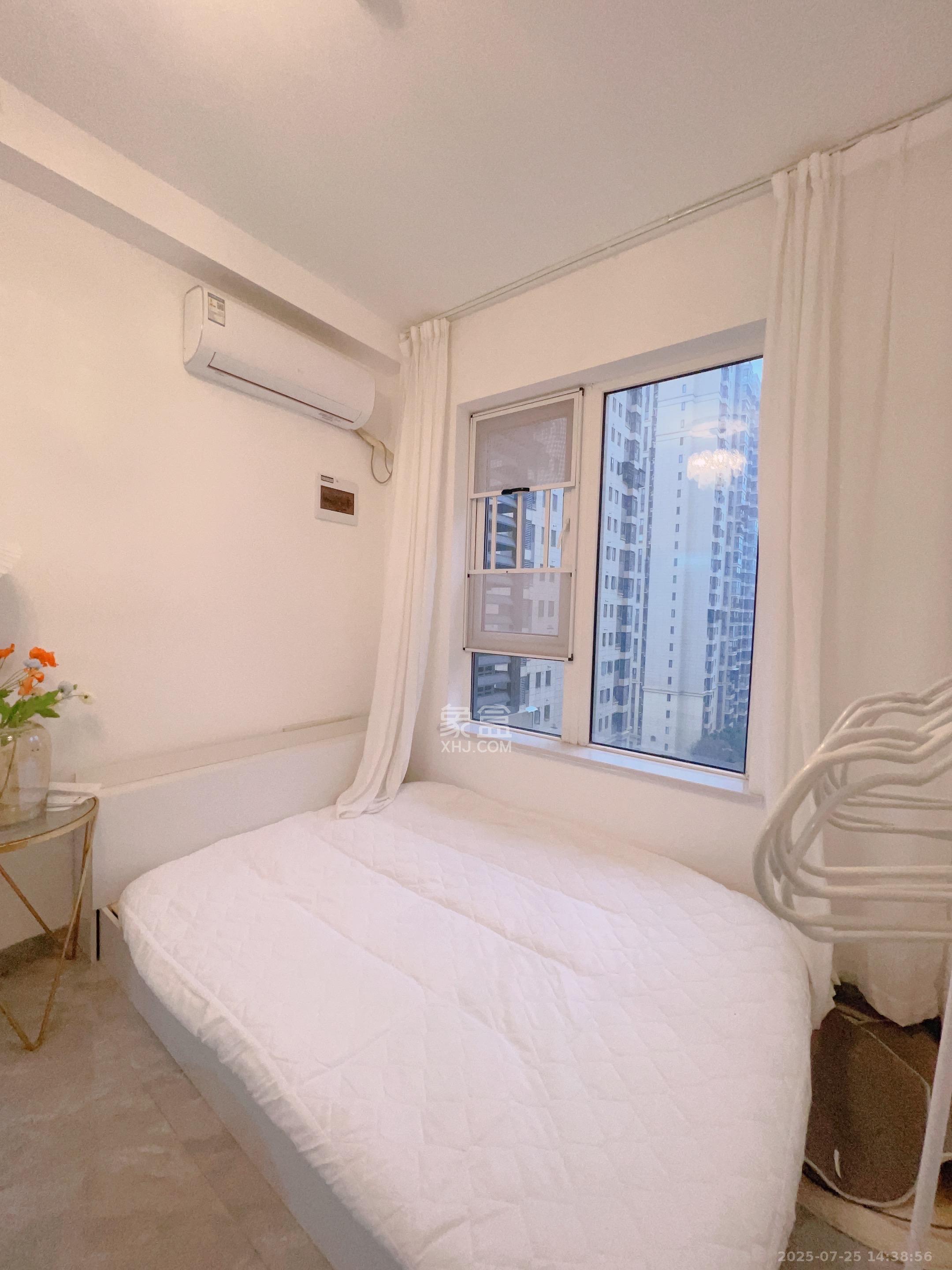 保利香槟国际 1室1厅1卫 1000.0元/月 保利香槟国际 1室1厅1卫 1000.0元/月室内图