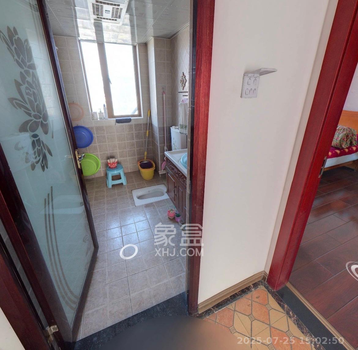 锑都家园  3室2厅1卫    1900.0元/月室内图