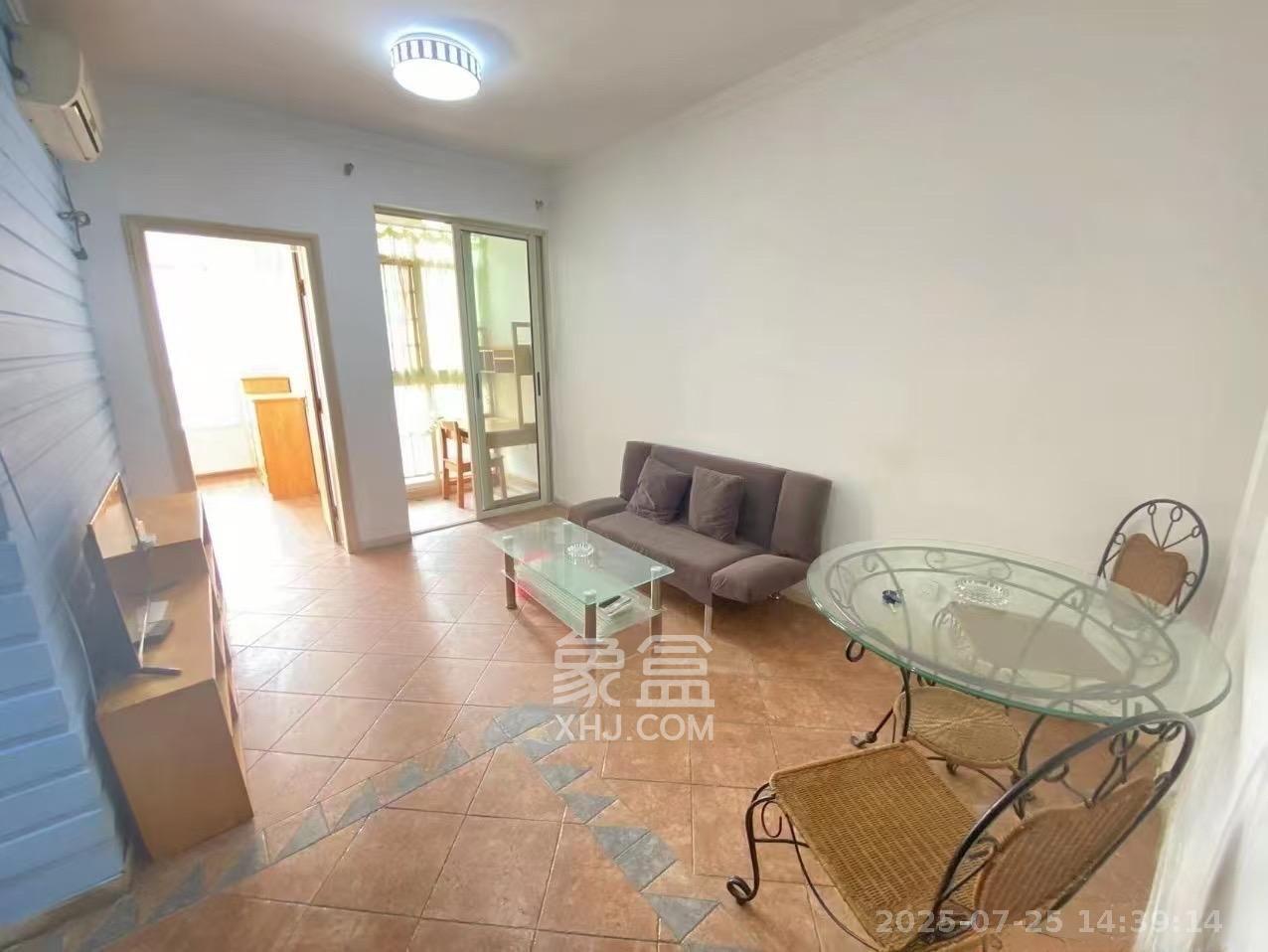 白沙晶城 1室1厅1卫 1600.0元/月 白沙晶城 1室1厅1卫 1600.0元/月室内图