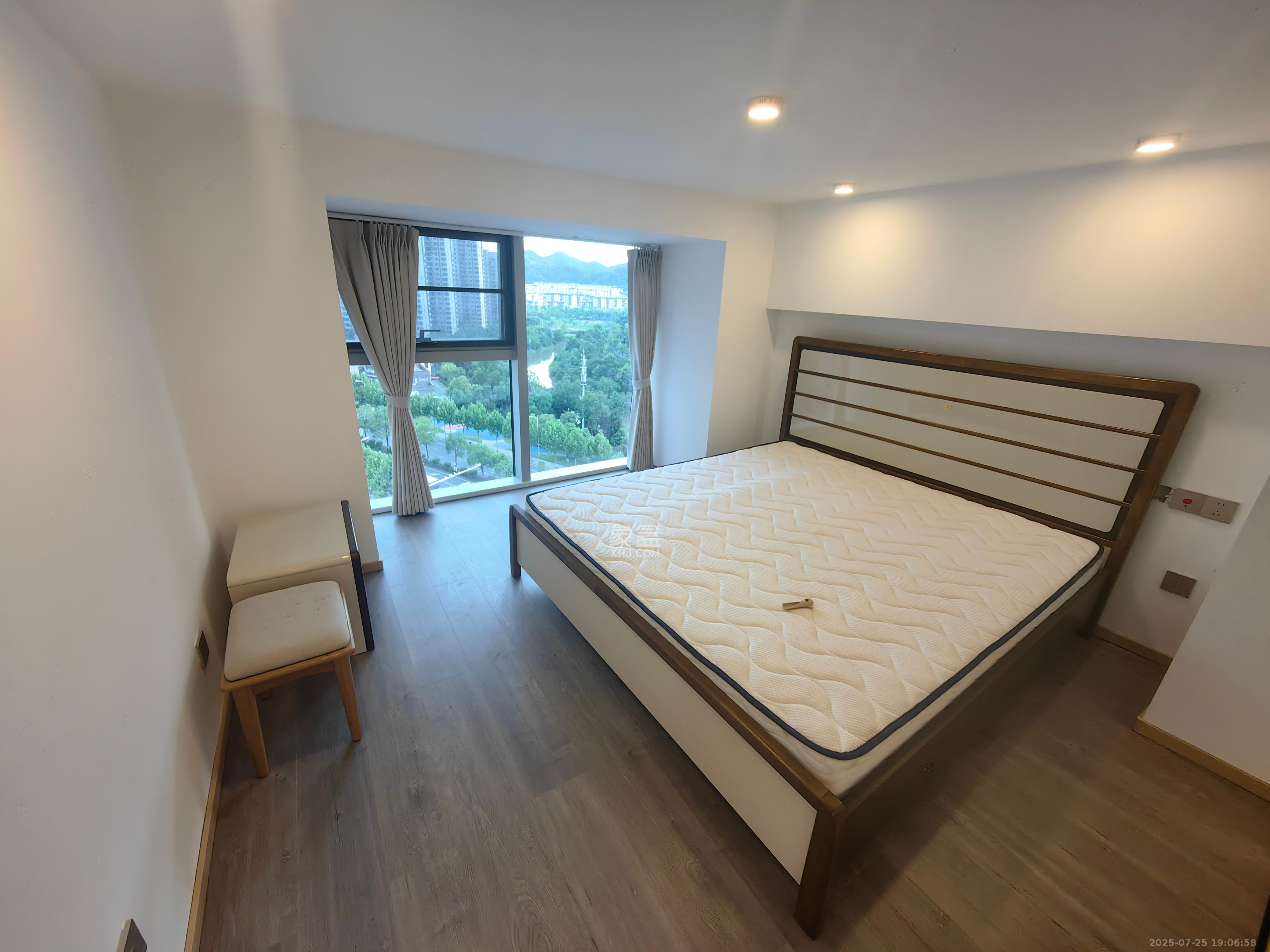 正荣梅溪紫阙台  2室1厅1卫    2200.0元/月 正荣梅溪紫阙台  2室1厅1卫    2200.0元/月室内图