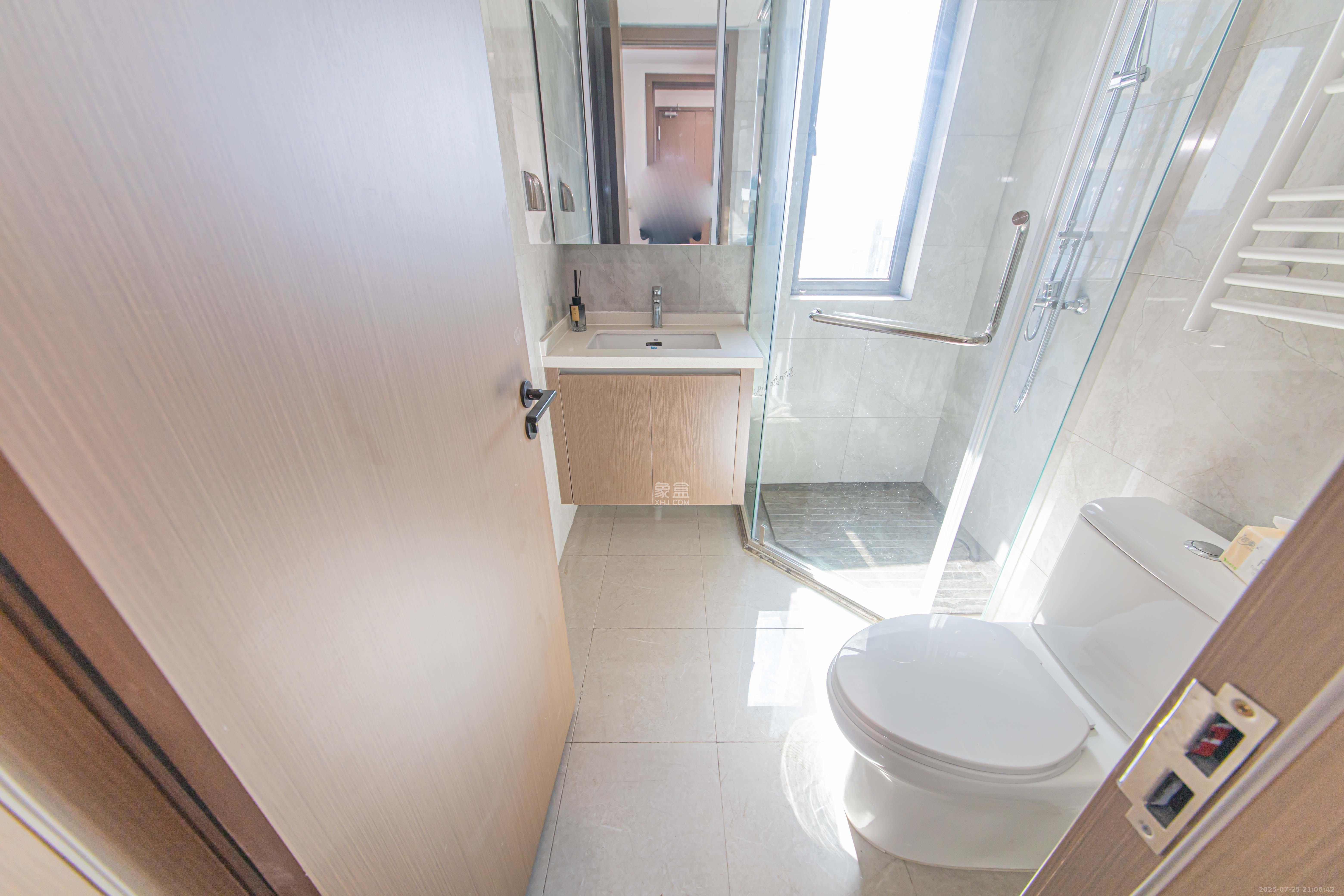 江悦和鸣 3室2厅2卫 209.80万 江悦和鸣 3室2厅2卫 209.80万卫生间