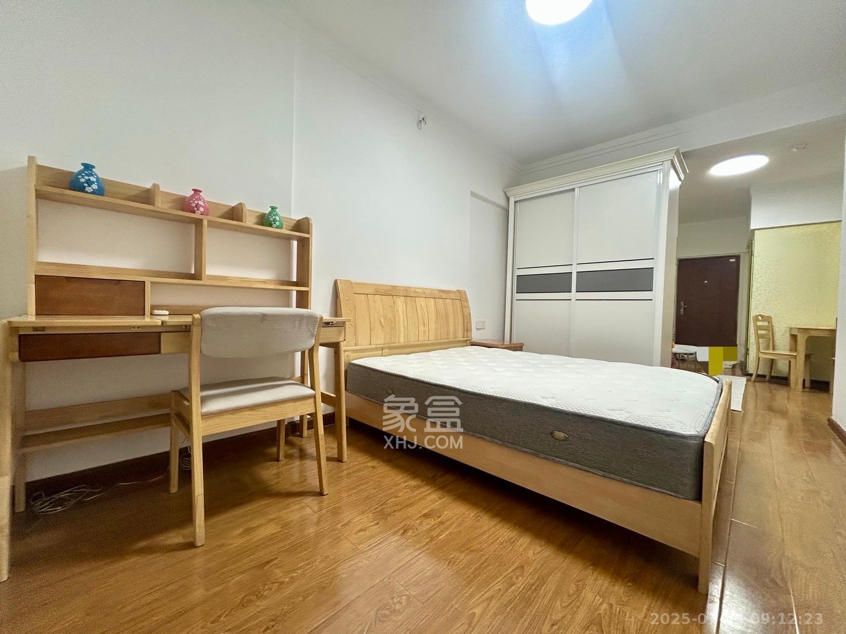 兰卡威国际  1室1厅1卫    1700.0元/月室内图