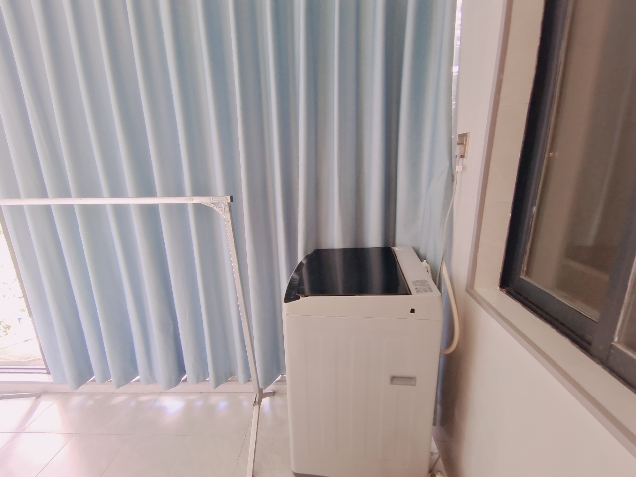 世纪嘉苑  3室2厅1卫   2100.00元/月室内图