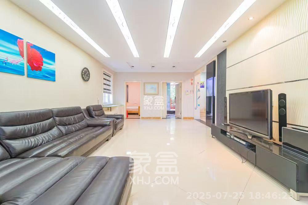 幸福里(幸福里一期) 5室2厅2卫 4280.0元/月 幸福里(幸福里一期) 5室2厅2卫 4280.0元/月室内图