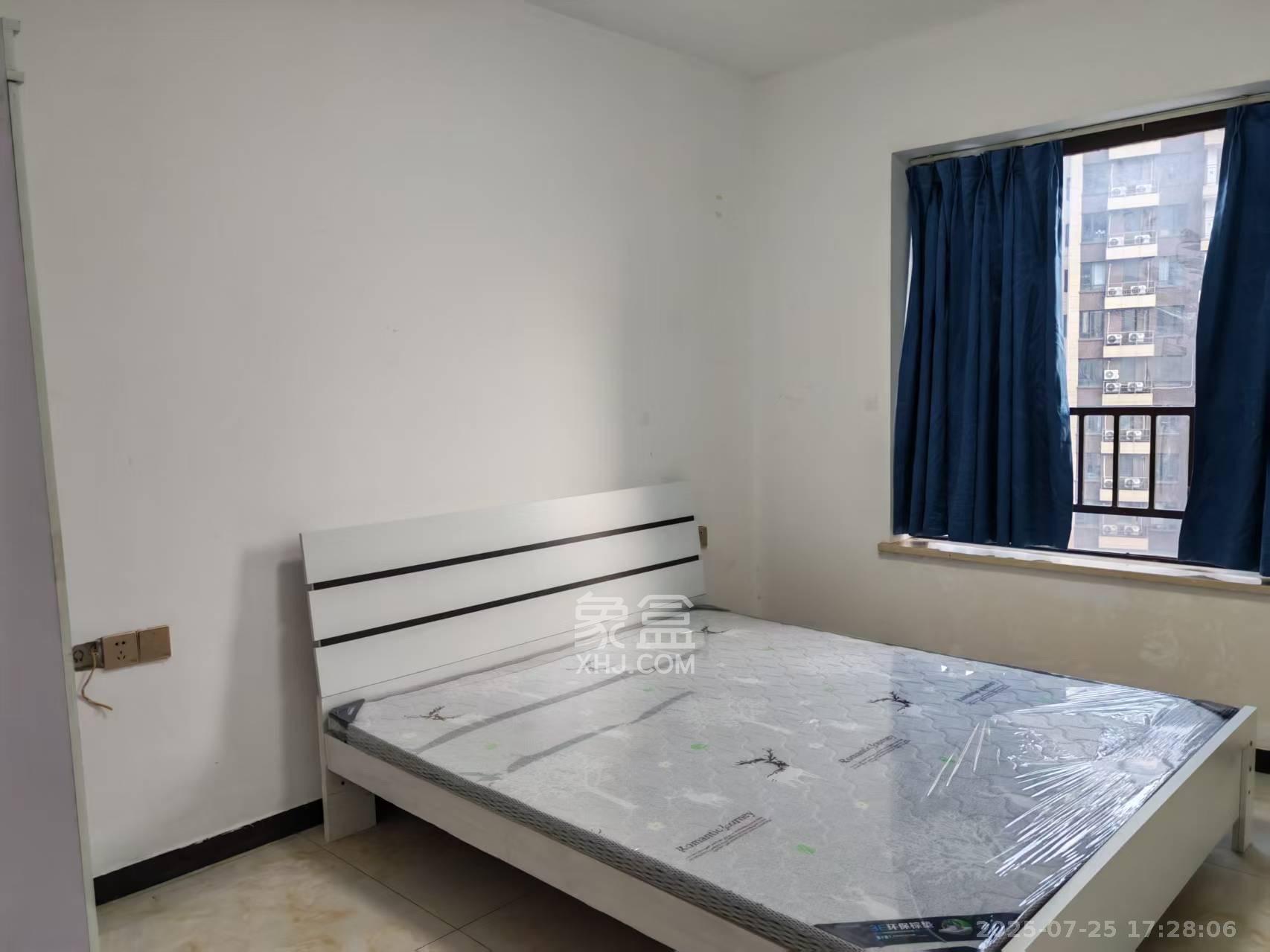 卓越浅水湾  4室2厅2卫    3500.0元/月室内图