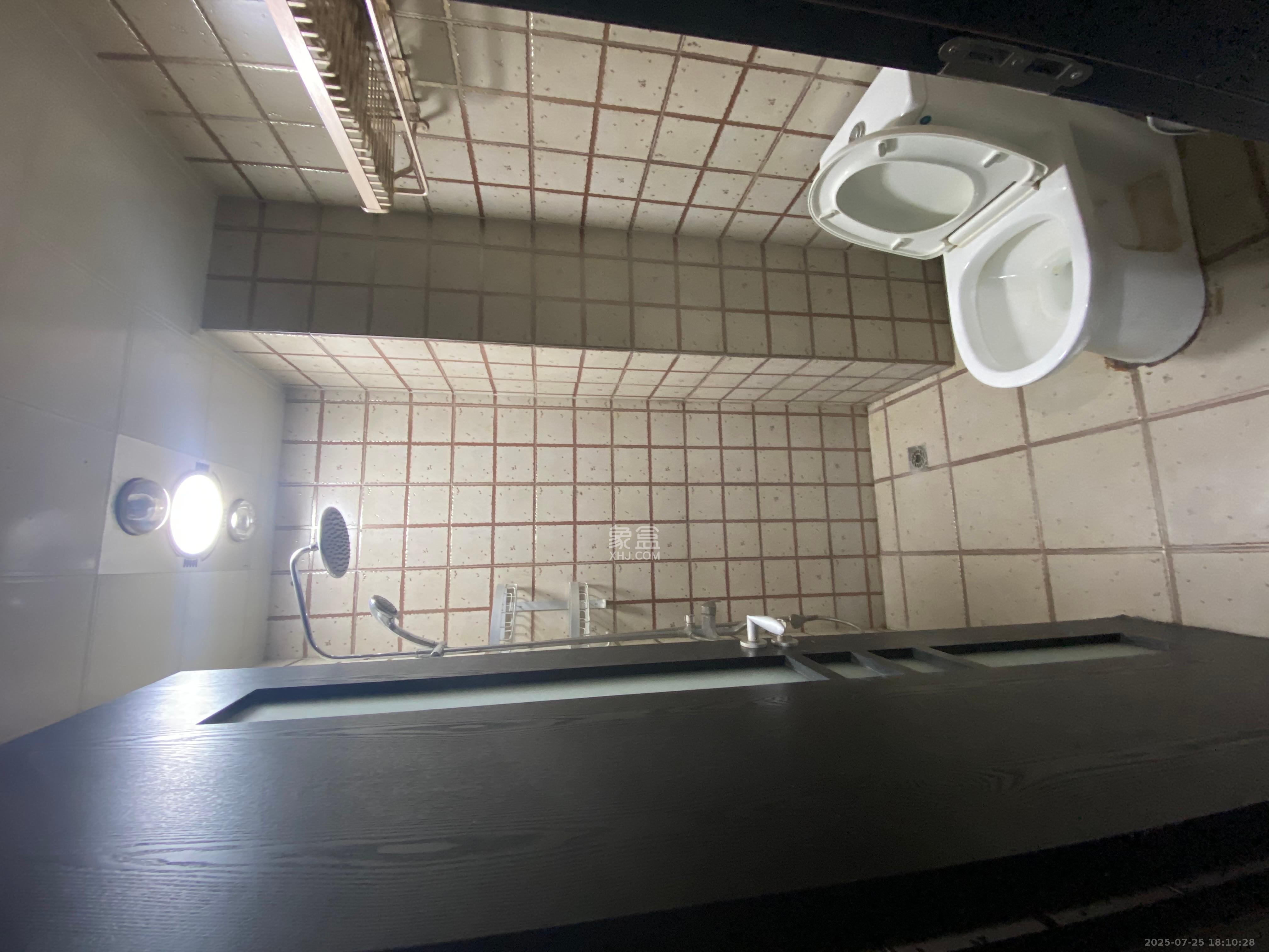 博林云栖  2室2厅1卫   2300.00元/月室内图