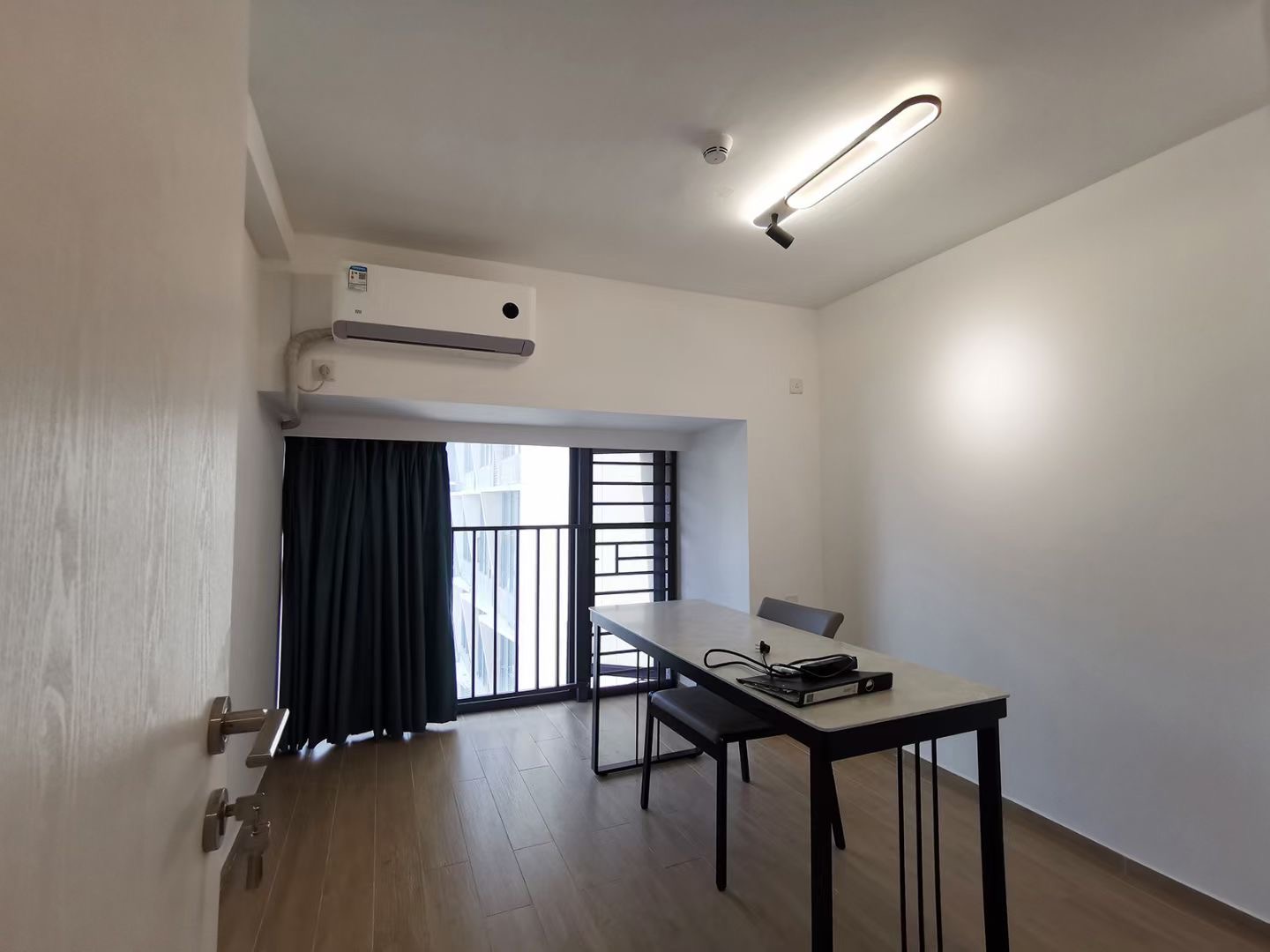 保利中央海岸三期熙园  2室1厅1卫    2300.0元/月室内图