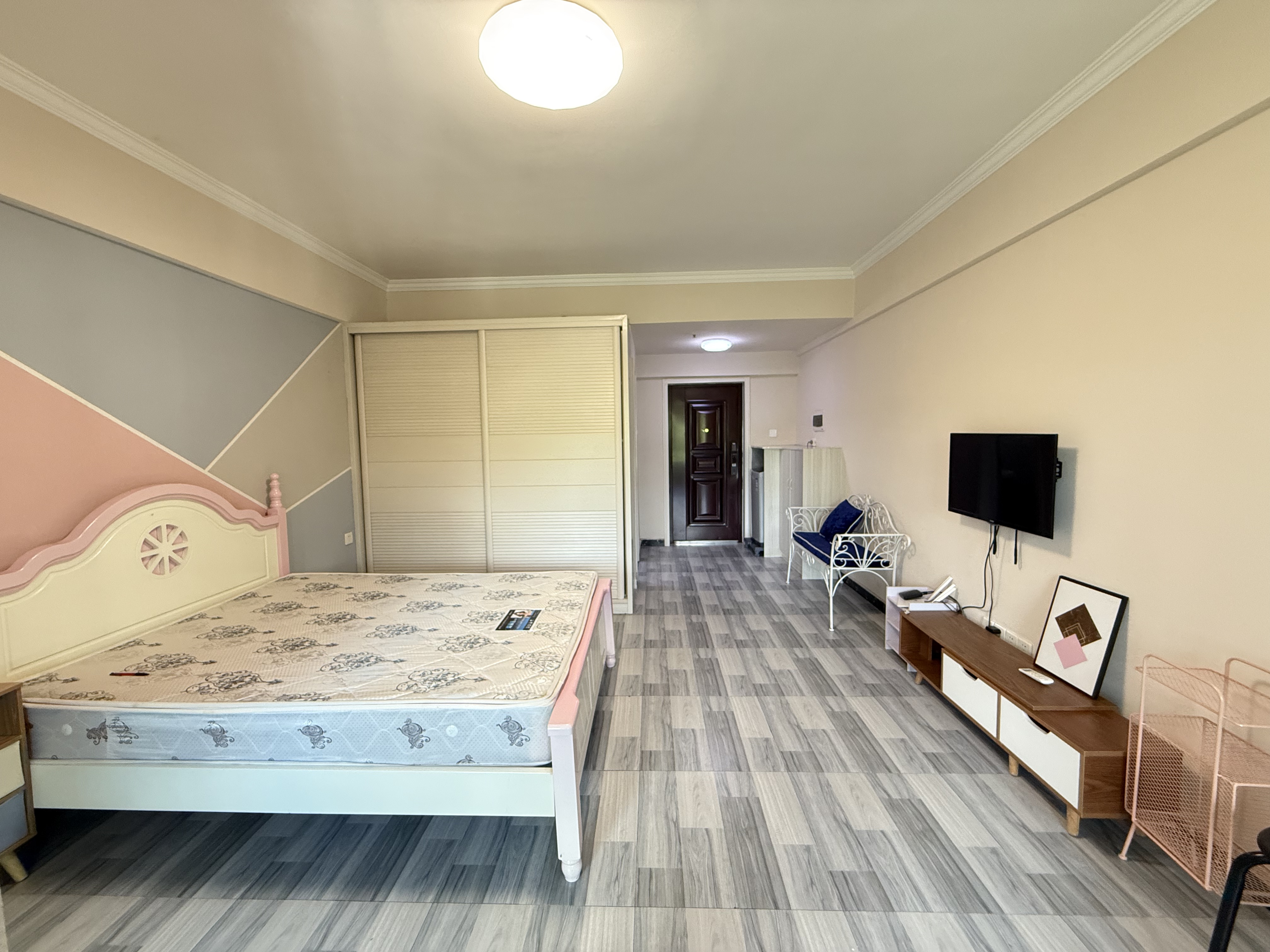 东方曼哈顿 1室1厅1卫 1300.0元/月 东方曼哈顿 1室1厅1卫 1300.0元/月室内图