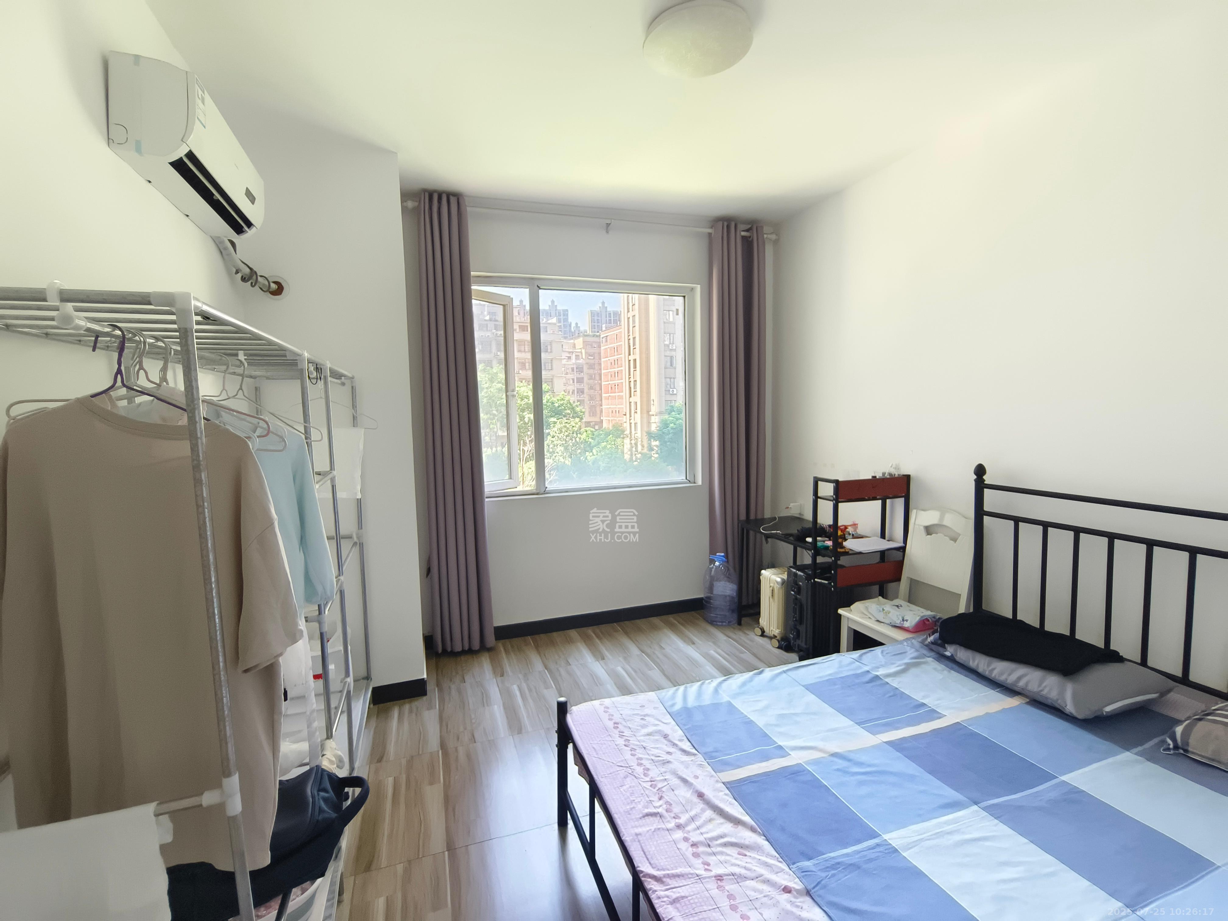 嘉宇银杉（嘉宇西苑）  3室2厅2卫   2100.00元/月室内图