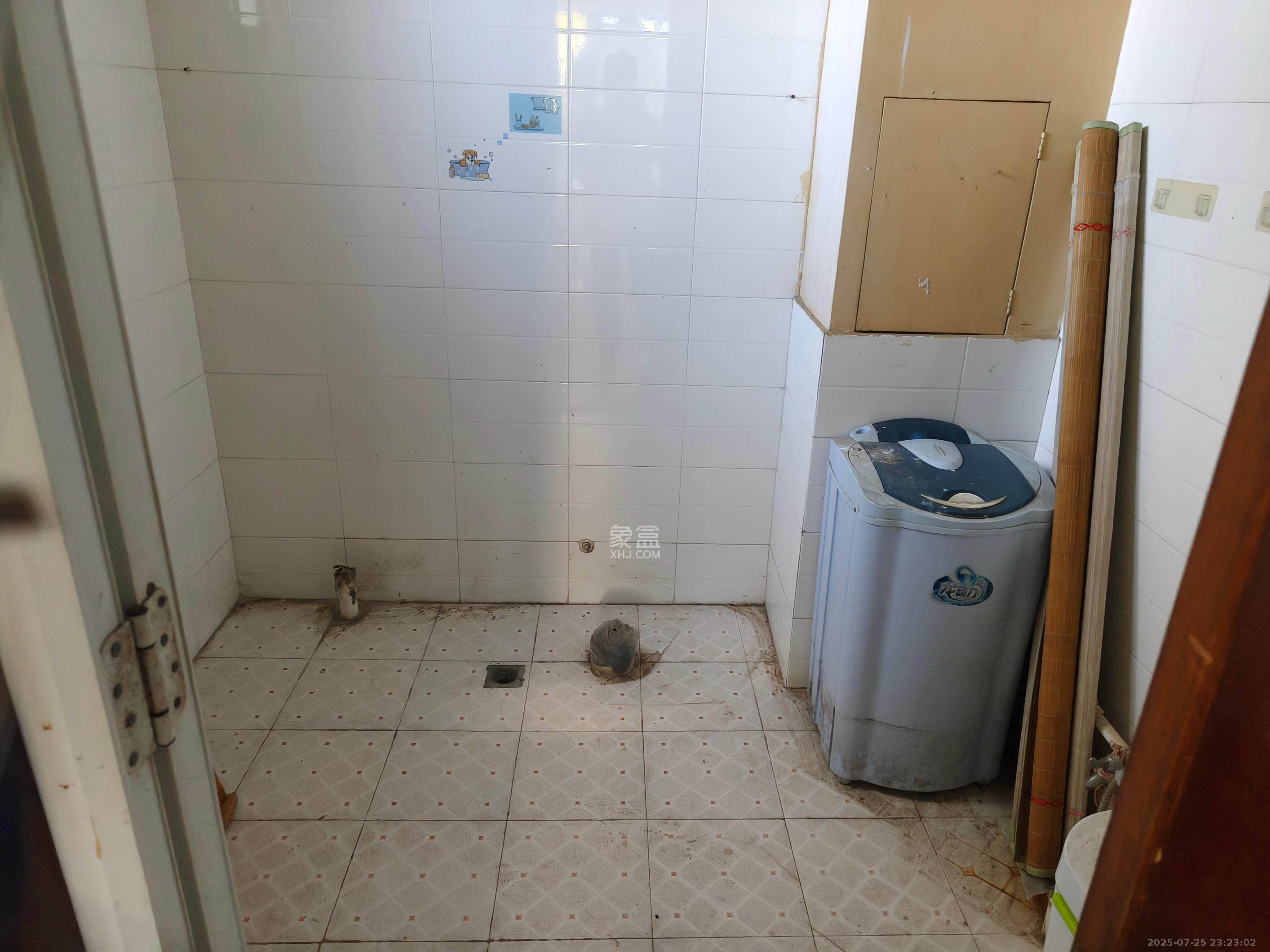 明城公寓 3室2厅1卫 2100.0元/月 明城公寓 3室2厅1卫 2100.0元/月室内图