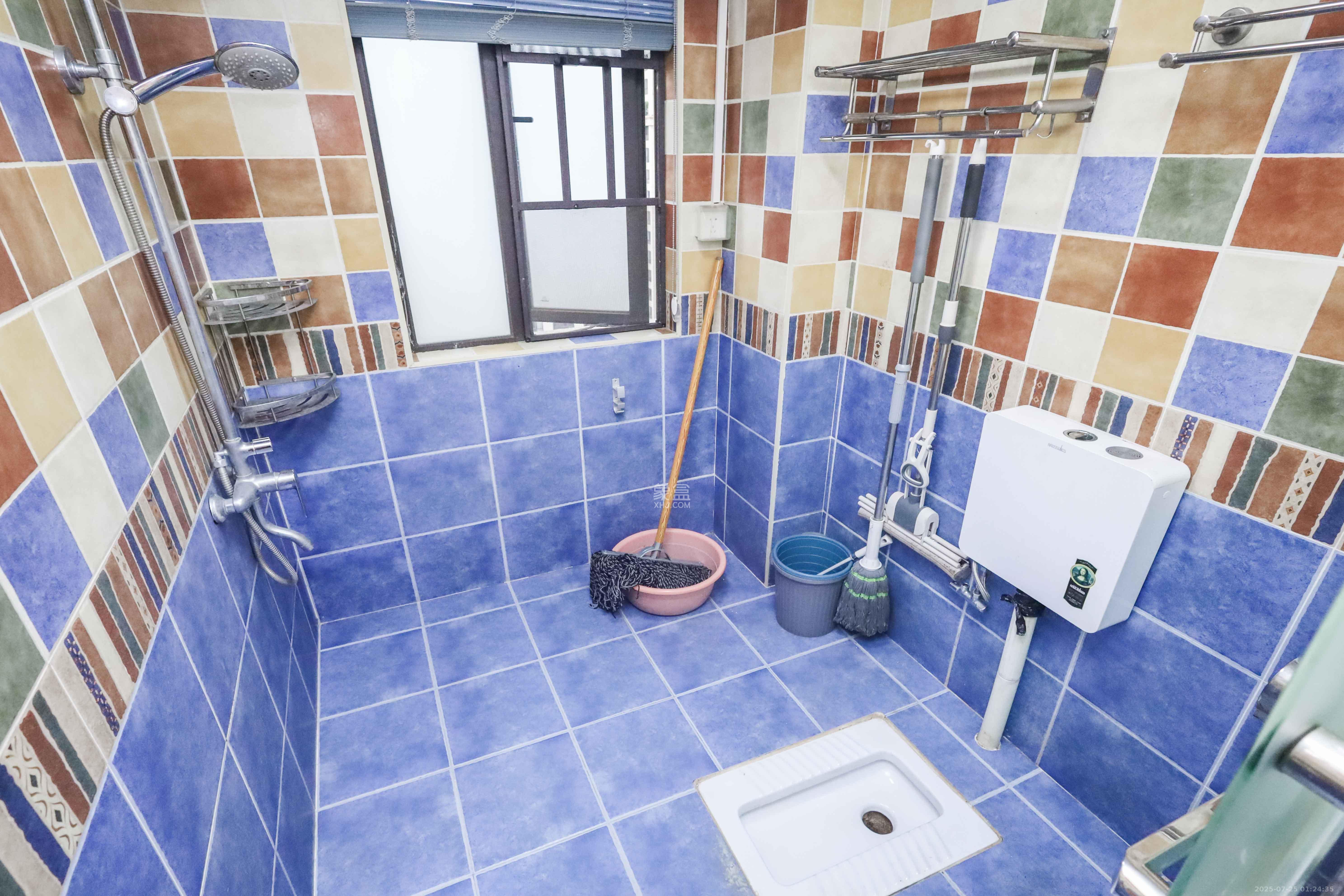 和泓梅溪四季 5室2厅2卫 3900.0元/月 和泓梅溪四季 5室2厅2卫 3900.0元/月室内图