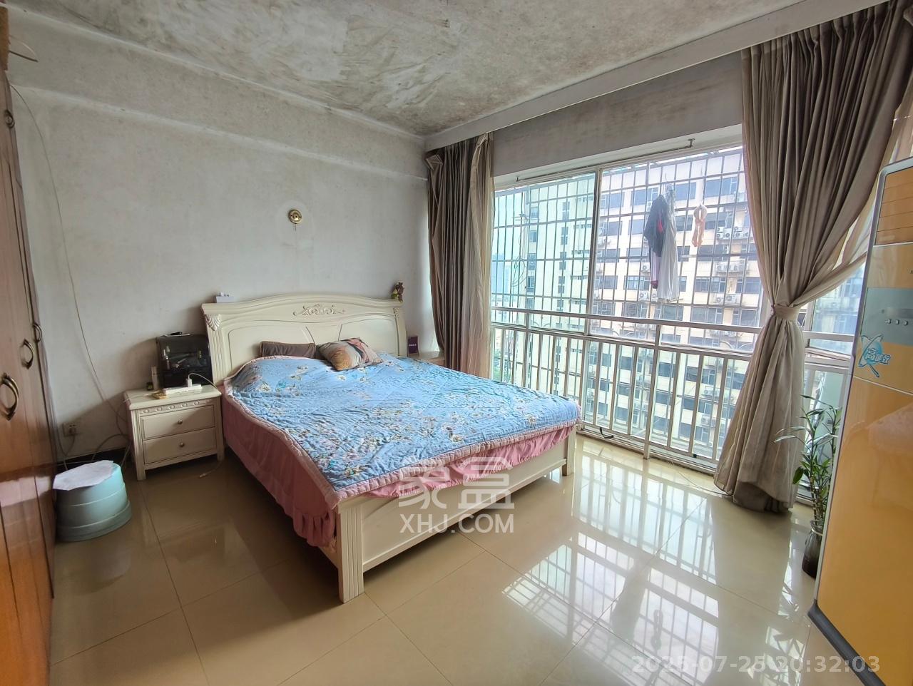 朝阳银座 1室0厅0卫 1800.0元/月 朝阳银座 1室0厅0卫 1800.0元/月室内图