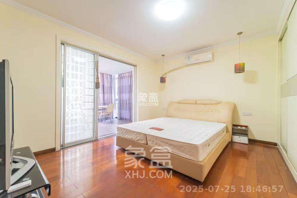 幸福里(幸福里一期) 5室2厅2卫 4280.0元/月 幸福里(幸福里一期) 5室2厅2卫 4280.0元/月室内图