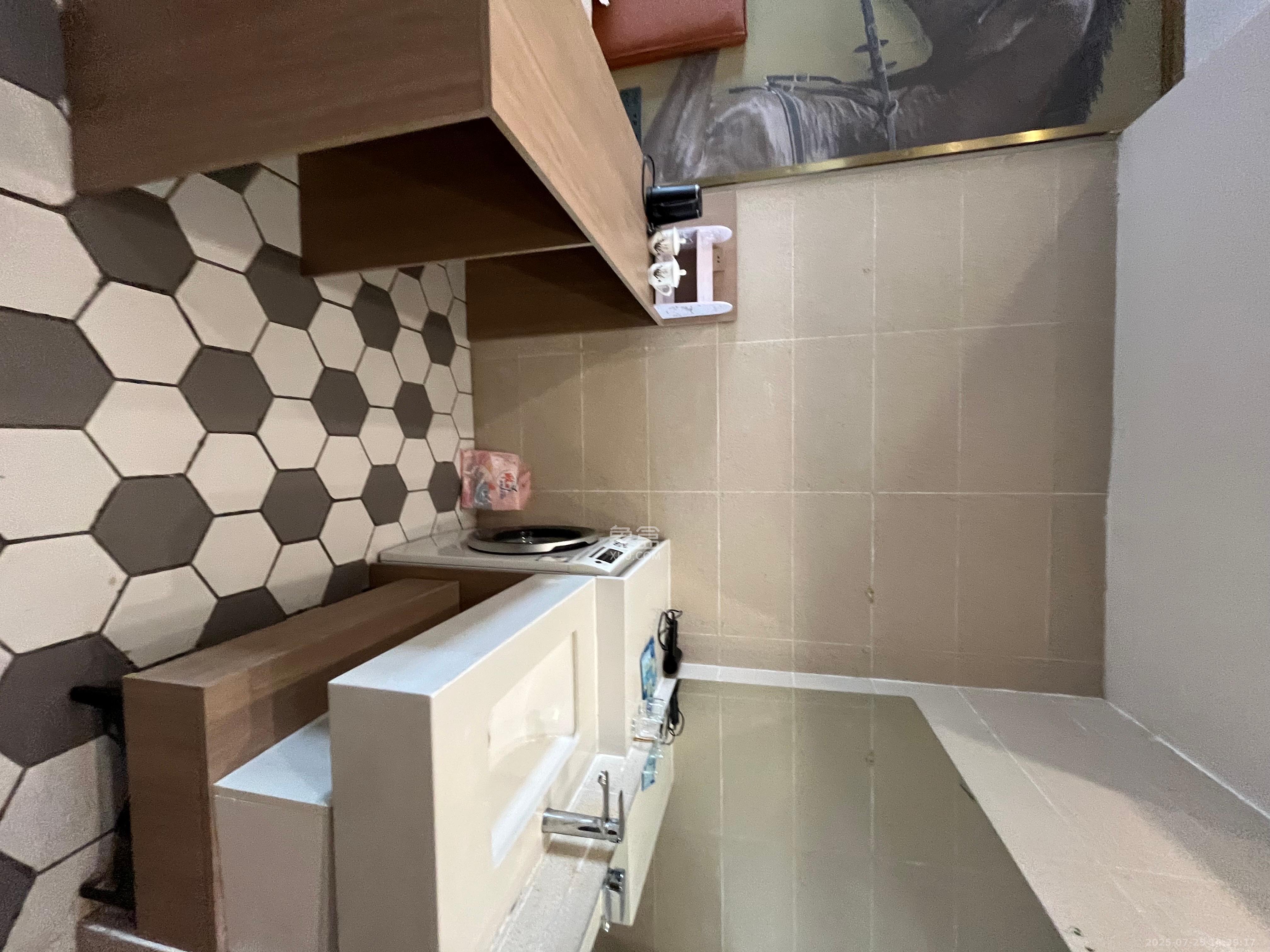 宇成开福广场   41.0㎡      1880.0元/月室内图