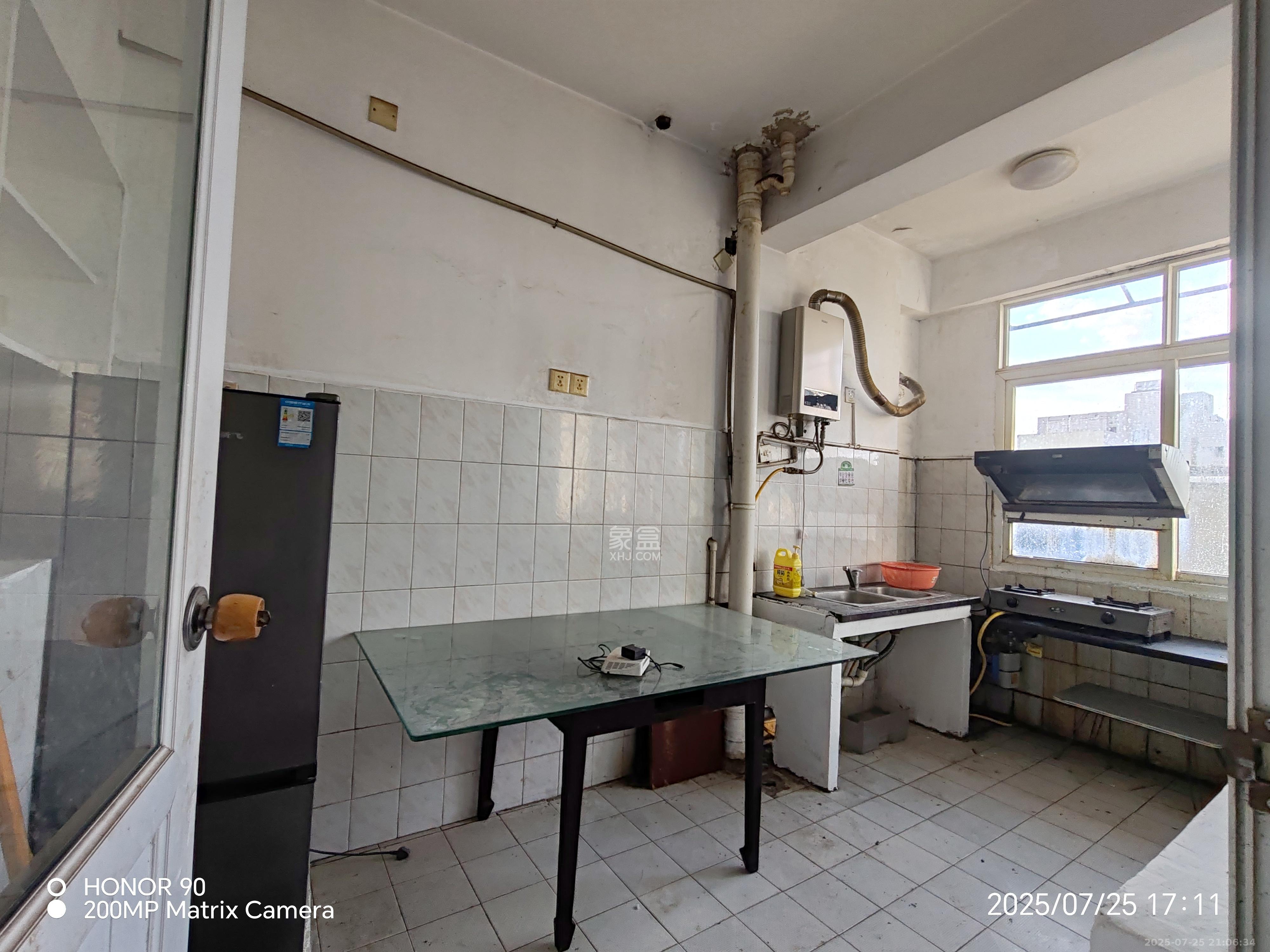 天韵家园 3室2厅1卫 1600.0元/月 天韵家园 3室2厅1卫 1600.0元/月室内图