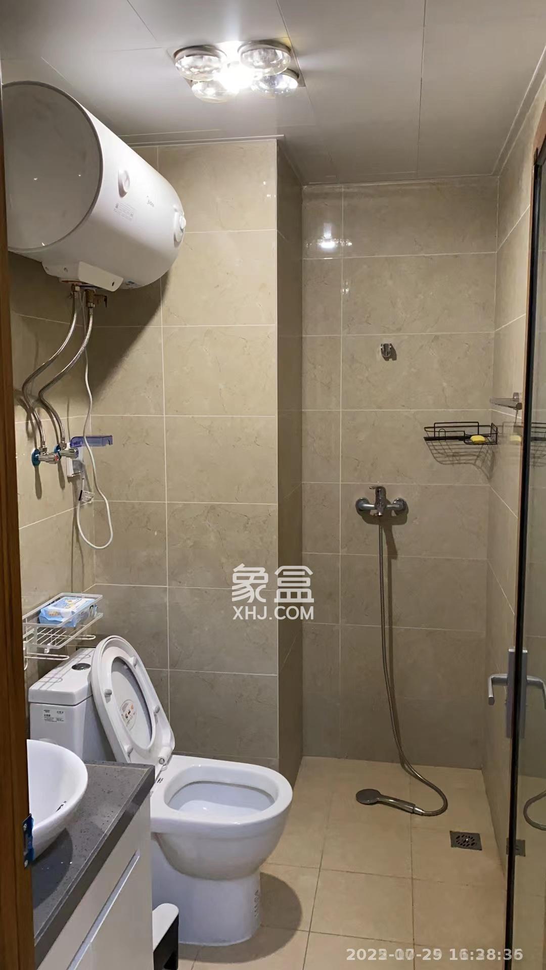 荣泰广场  1室1厅1卫   1300.00元/月室内图