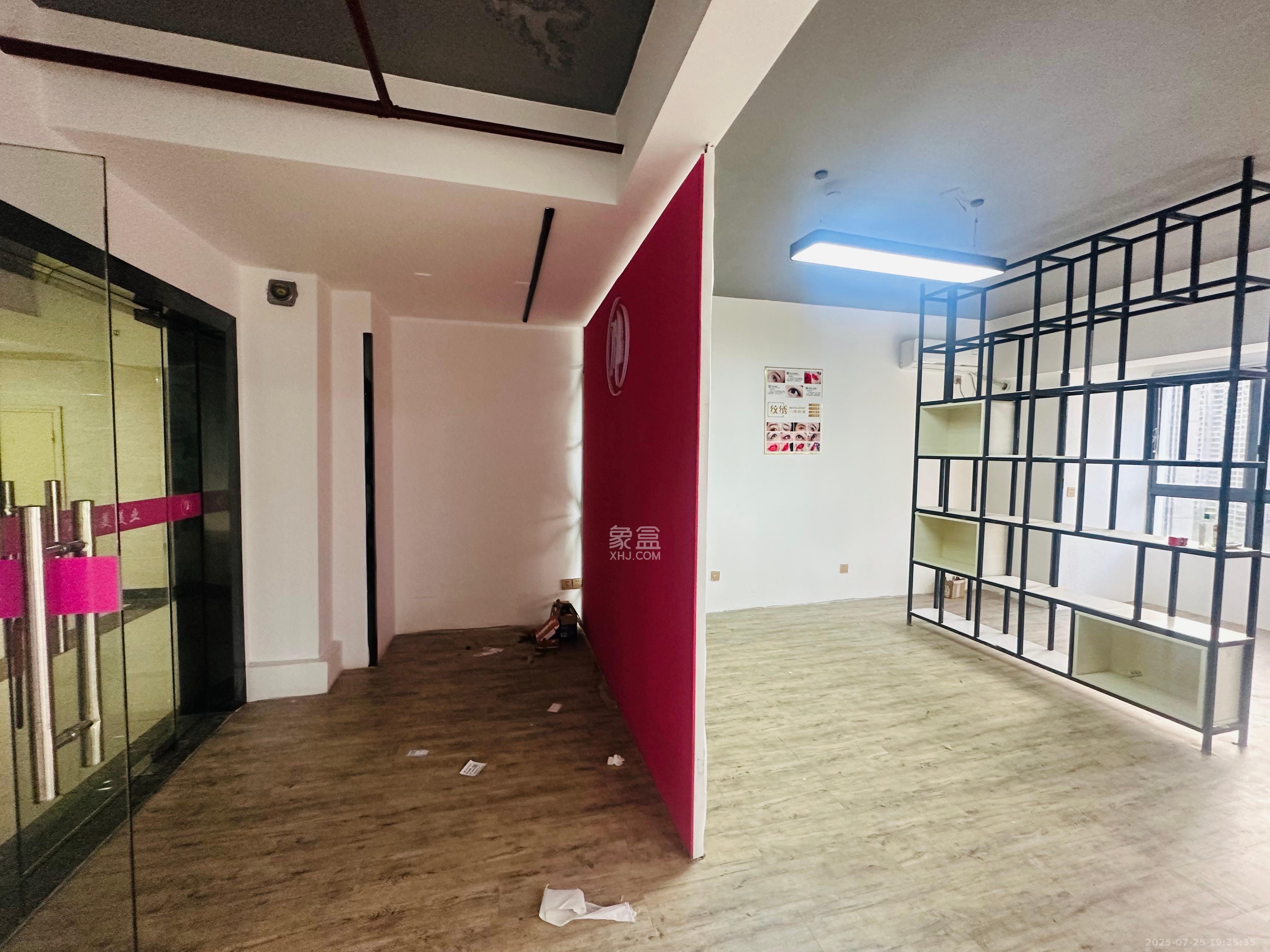 当代滨江MOMA 1室1厅1卫 3000.0元/月 当代滨江MOMA 1室1厅1卫 3000.0元/月室内图