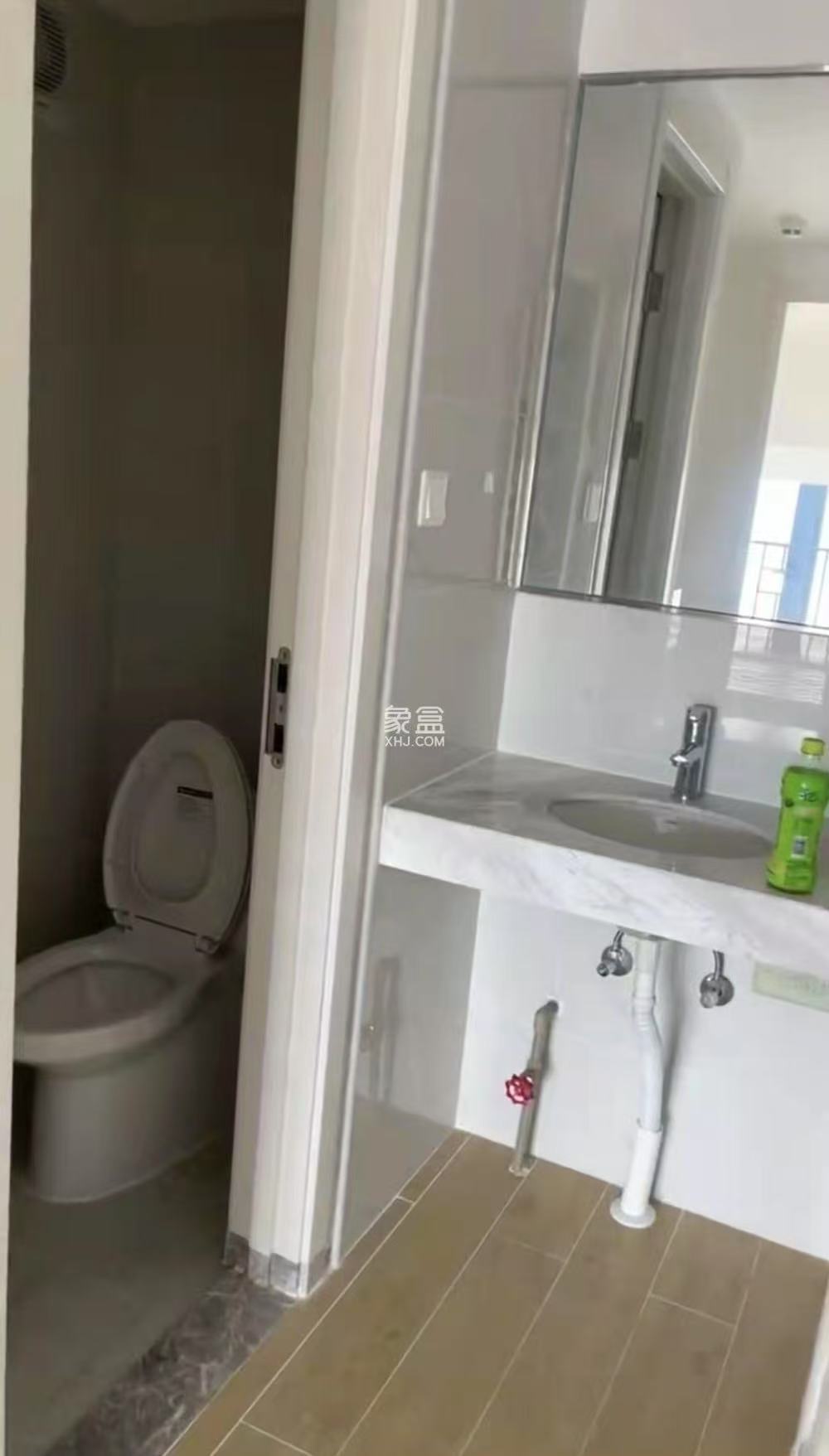 保利中央海岸三期熙园 2室1厅1卫 80.0万 保利中央海岸三期熙园 2室1厅1卫 80.0万室内图