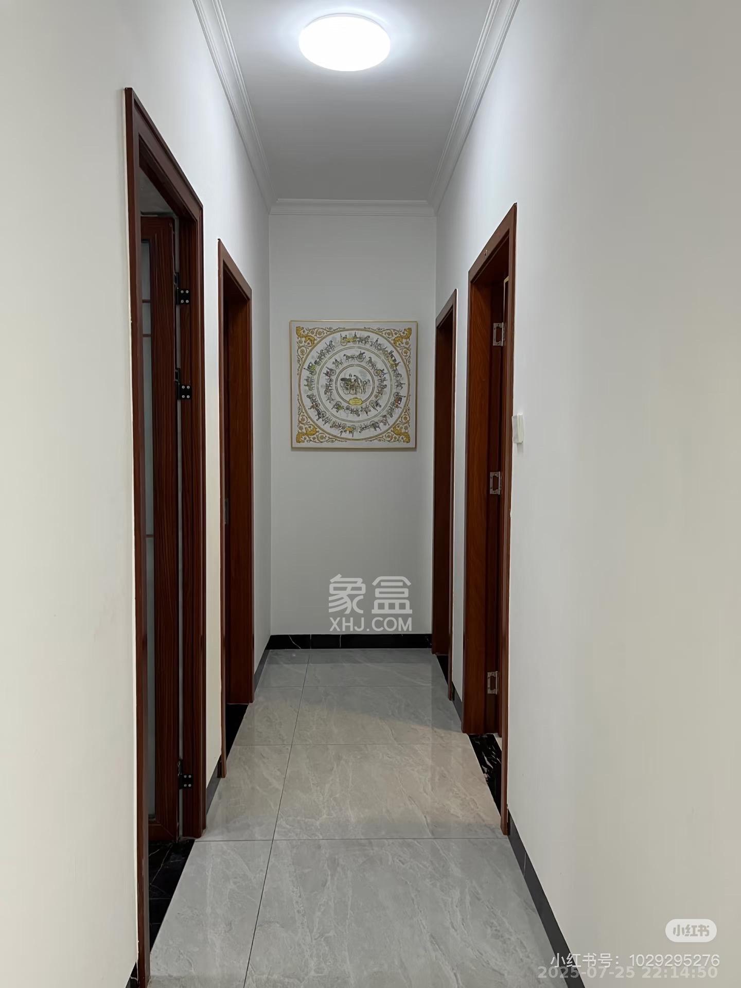 黑金时代广场 3室2厅2卫 2200.0元/月 黑金时代广场 3室2厅2卫 2200.0元/月室内图