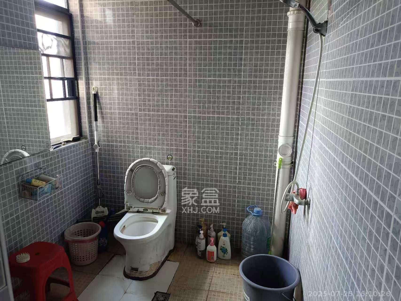 三江花中城  2室2厅1卫    2500.0元/月室内图