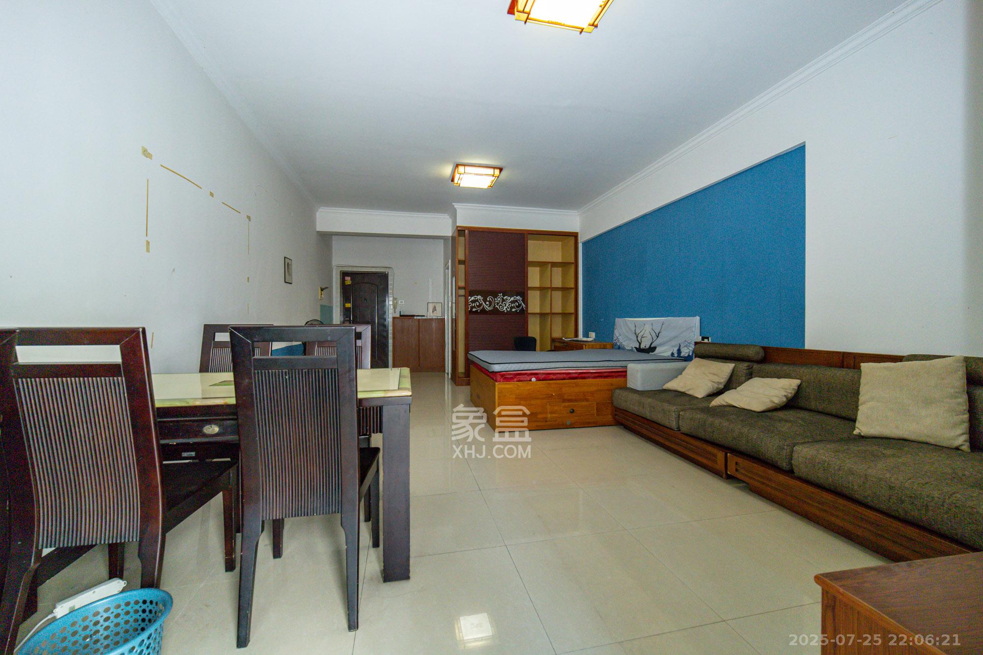 开源鑫景 1室1厅1卫 21.28万 开源鑫景 1室1厅1卫 21.28万客厅