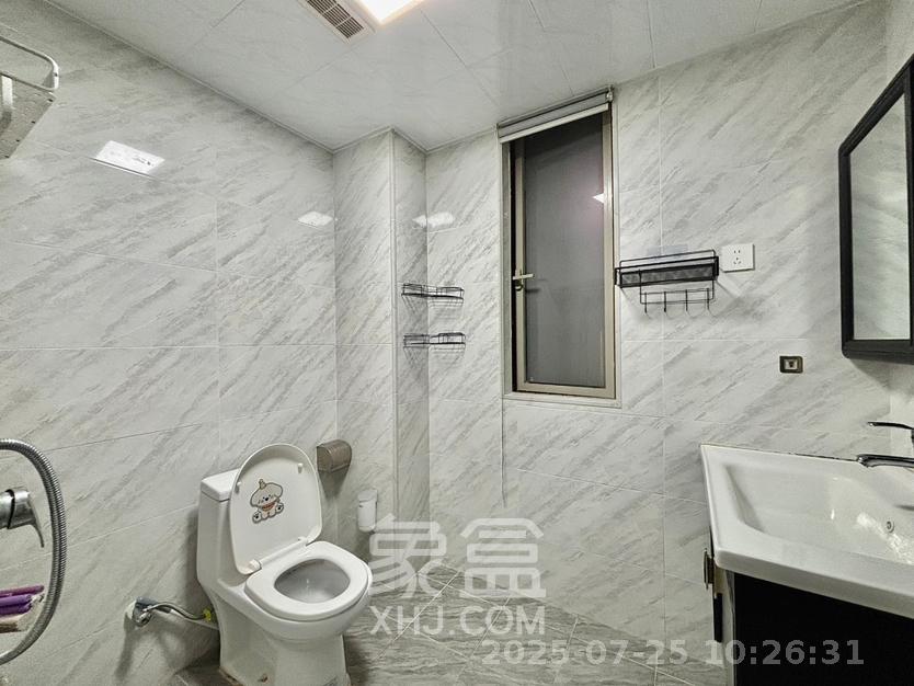 梅溪湖金茂湾  4室1厅1卫   3500.00元/月室内图
