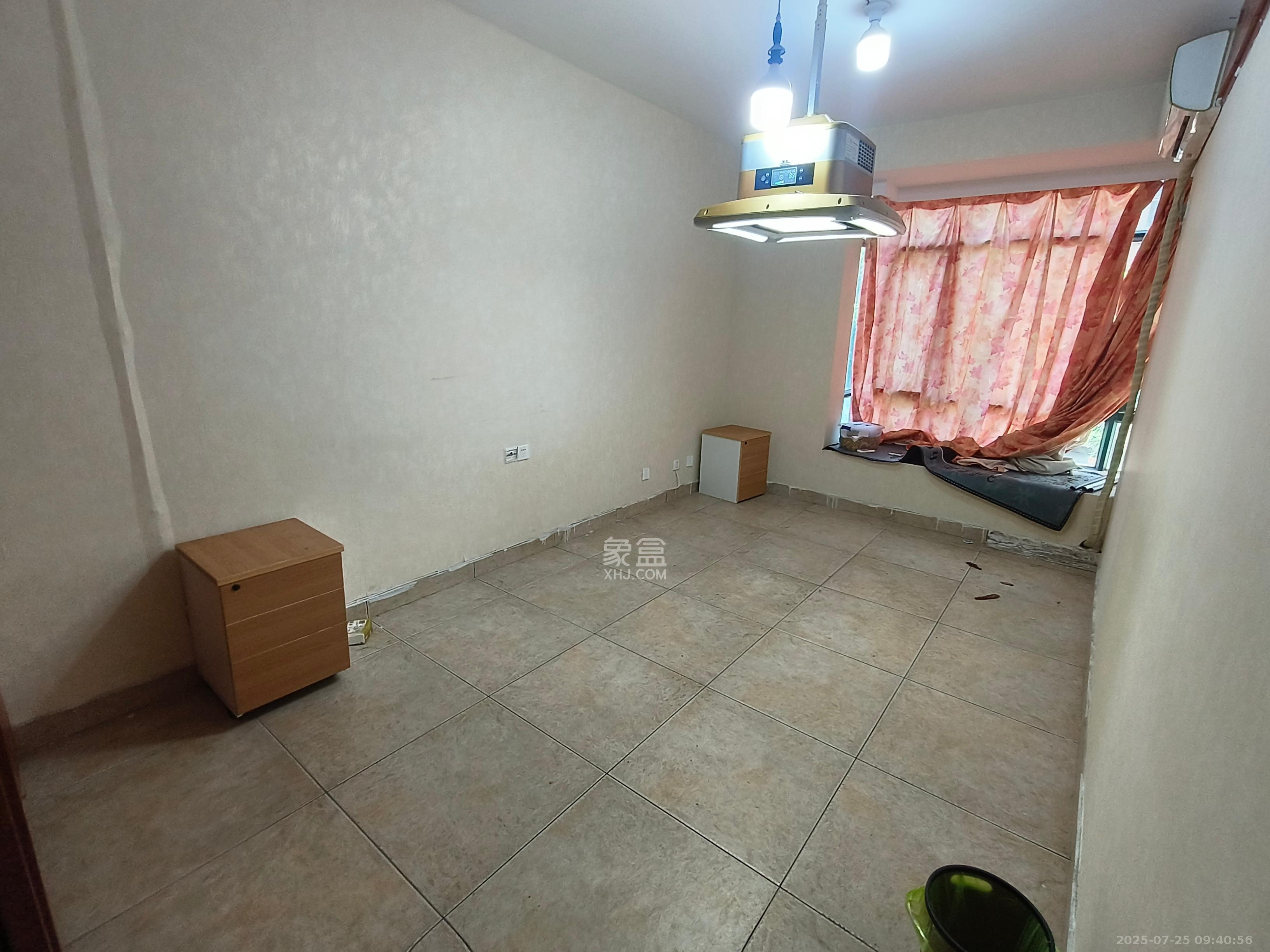 中江国际花城  3室2厅2卫    2800.0元/月室内图