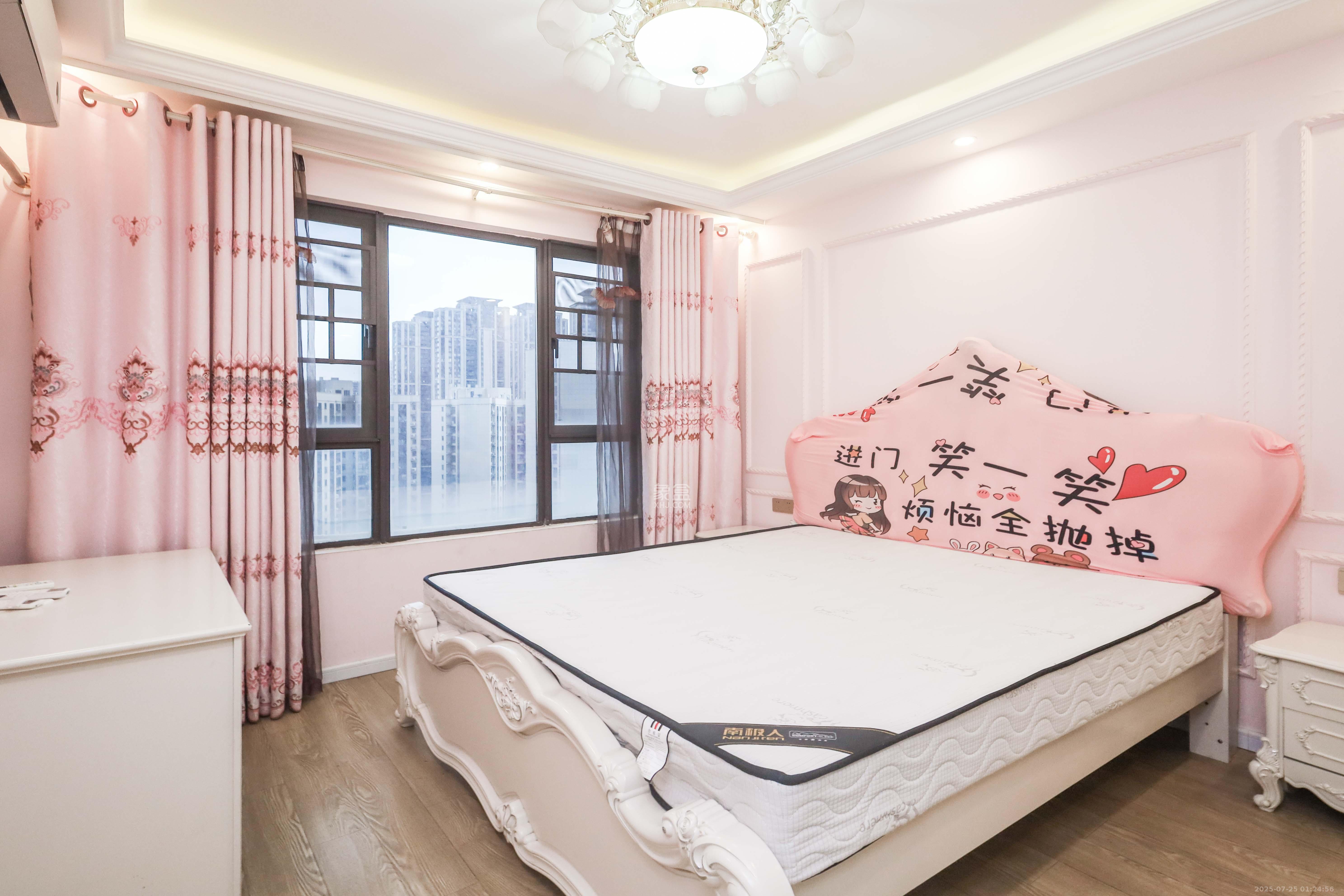 和泓梅溪四季  5室2厅2卫    3900.0元/月室内图