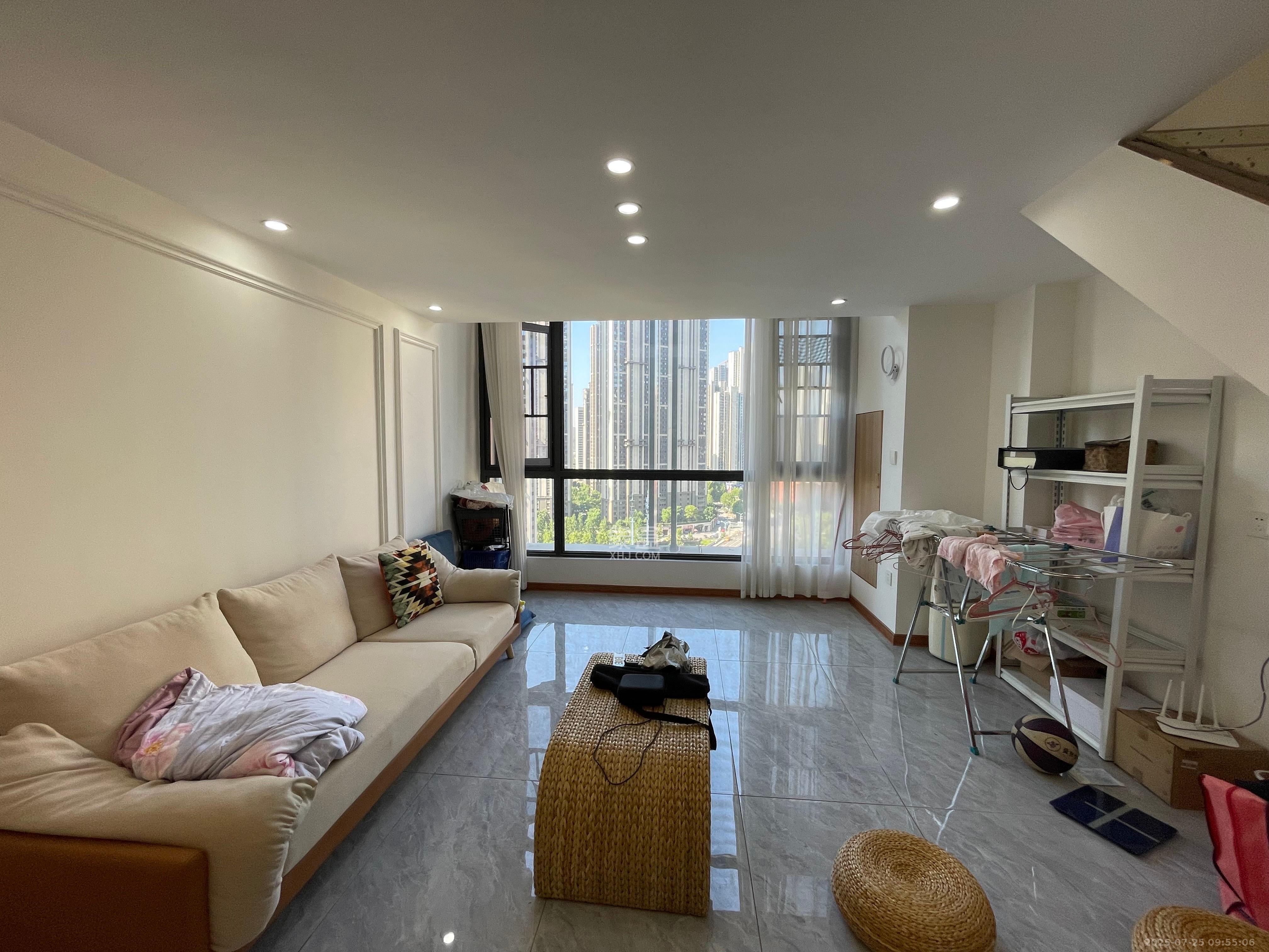 中国铁建梅溪青秀三期  2室2厅1卫    2600.0元/月 中国铁建梅溪青秀三期  2室2厅1卫    2600.0元/月室内图