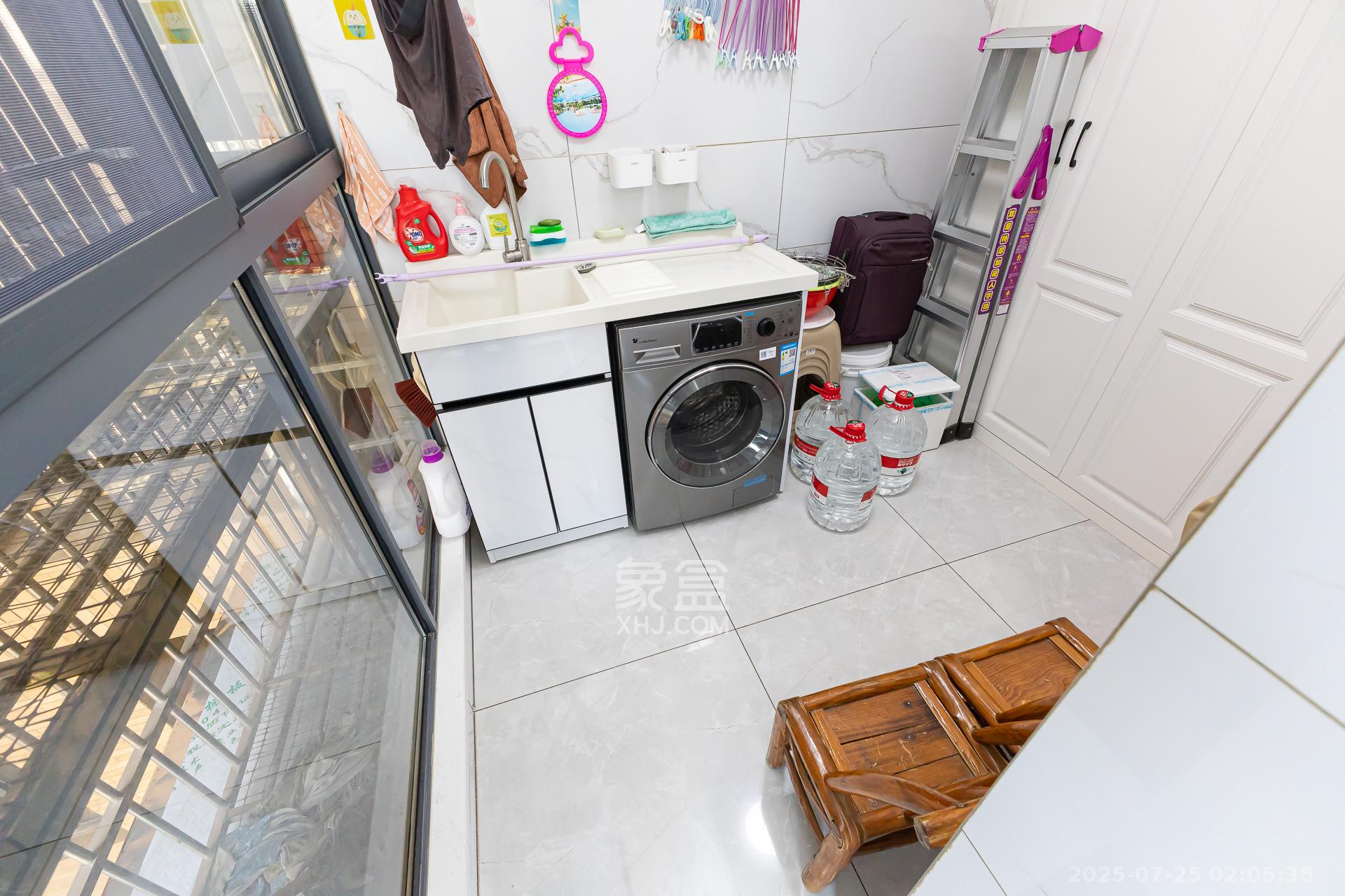 盛腾学林西岸  4室2厅2卫    125.0万 盛腾学林西岸  4室2厅2卫    125.0万阳台