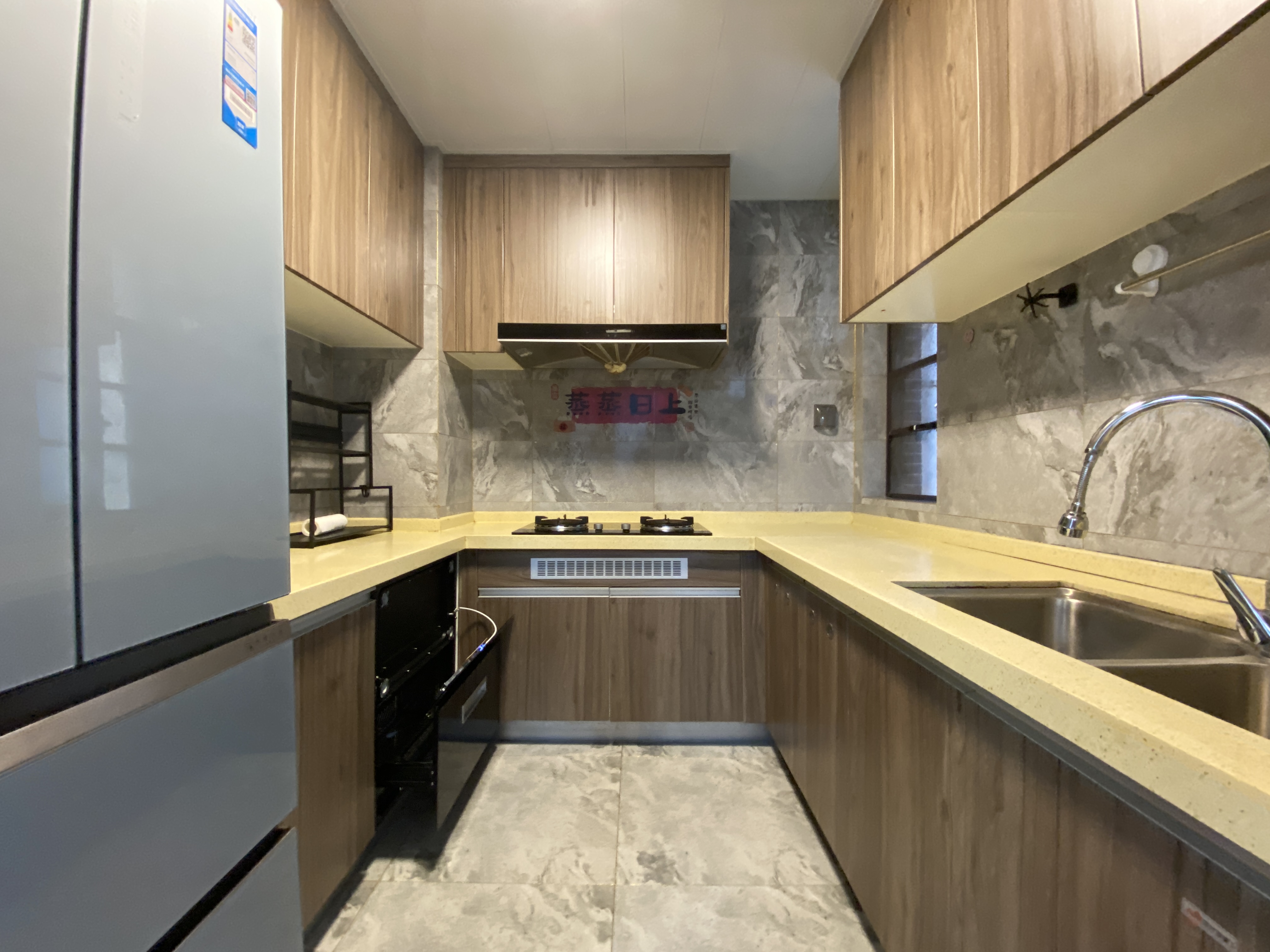 滨江海岸三期 3室2厅2卫 4200.0元/月 滨江海岸三期 3室2厅2卫 4200.0元/月室内图