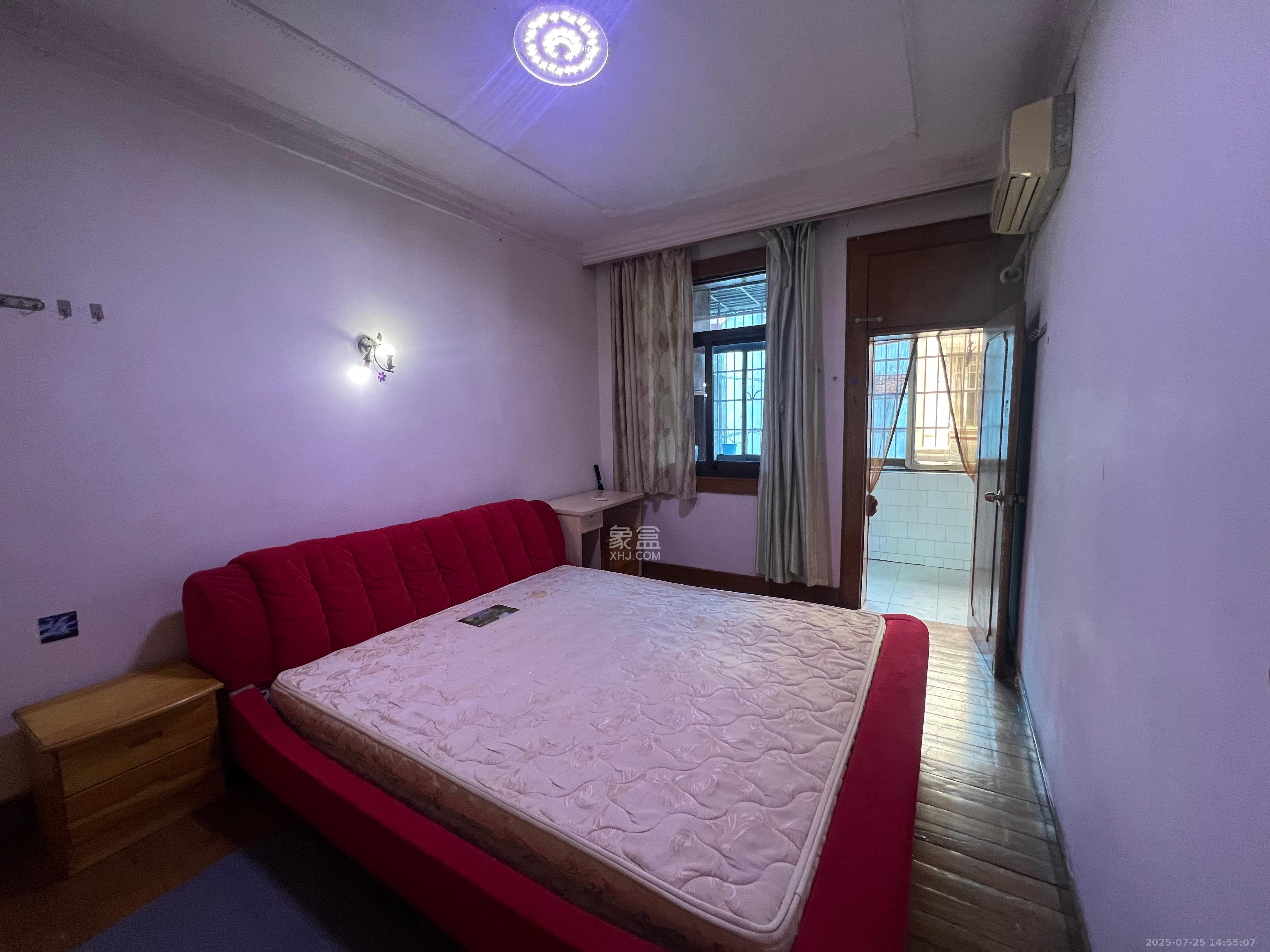 市直属机关宿舍 3室1厅1卫 1500.0元/月 市直属机关宿舍 3室1厅1卫 1500.0元/月室内图