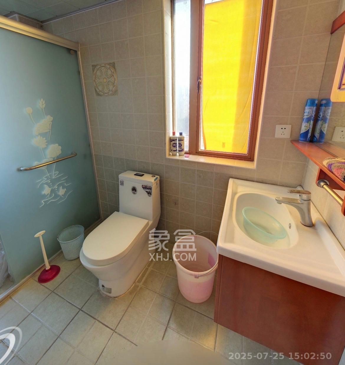 锑都家园  3室2厅1卫    1900.0元/月室内图