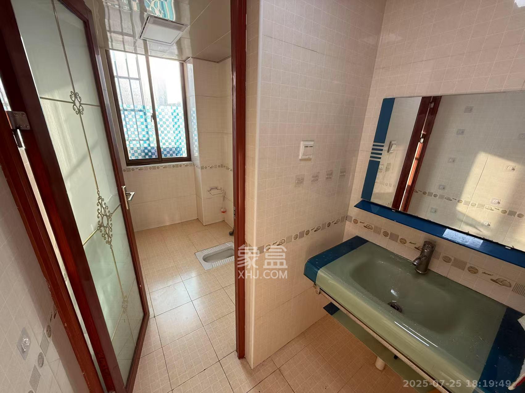 湘核佳苑  2室2厅1卫    2000.0元/月室内图