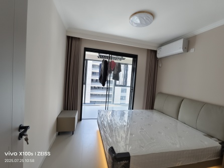 机器人欢乐城  3室2厅2卫    2800.0元/月