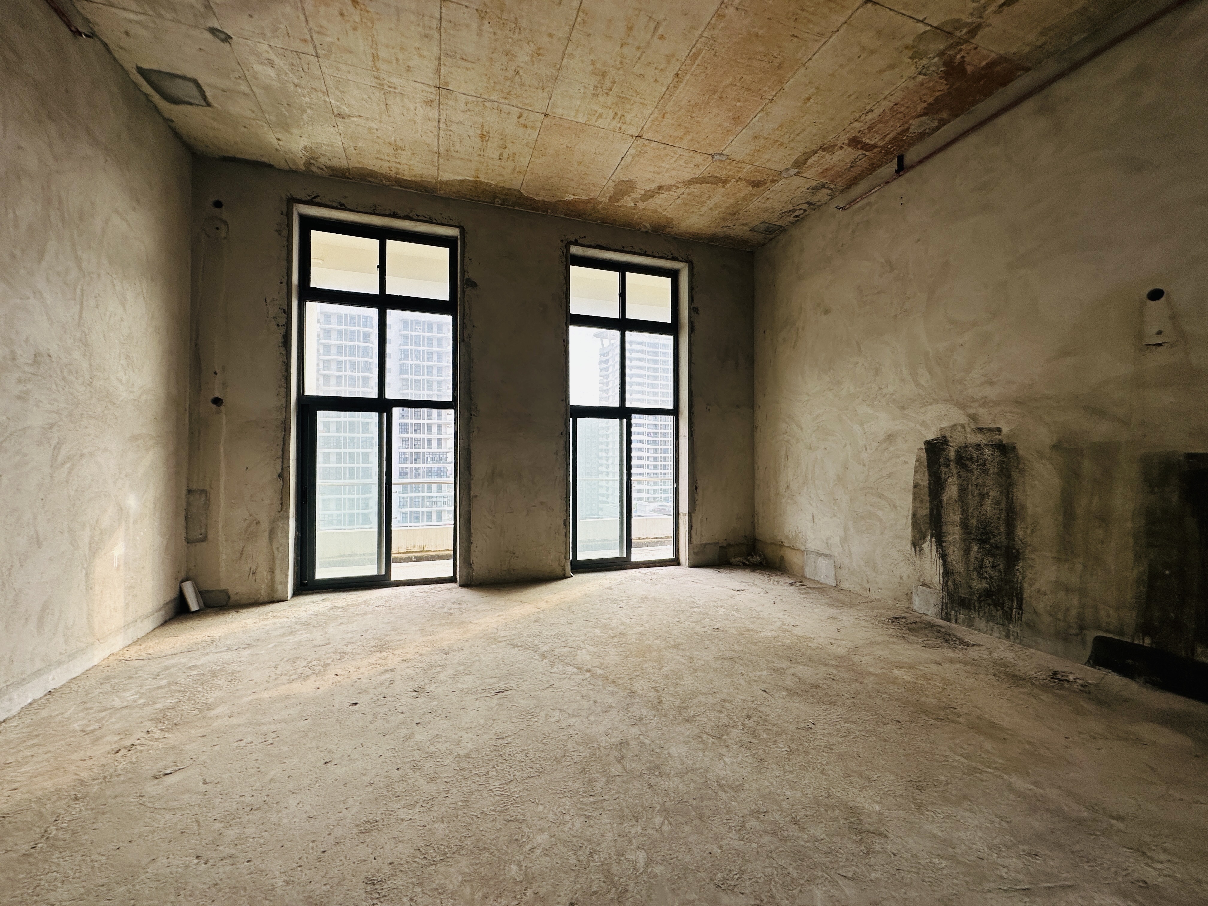 远大购物广场 2室2厅1卫 115.0万 远大购物广场 2室2厅1卫 115.0万客厅