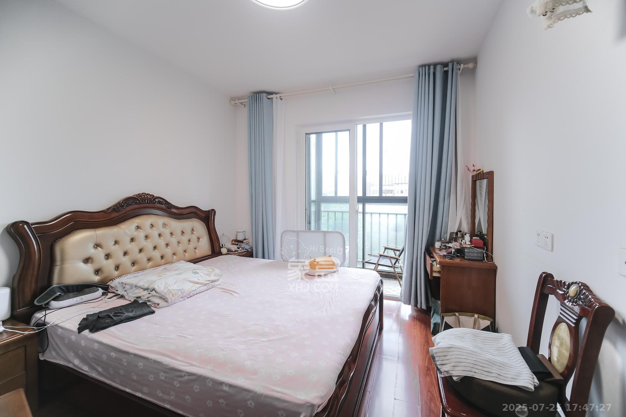 郡原居里 3室2厅1卫 56.8万 郡原居里 3室2厅1卫 56.8万卧室