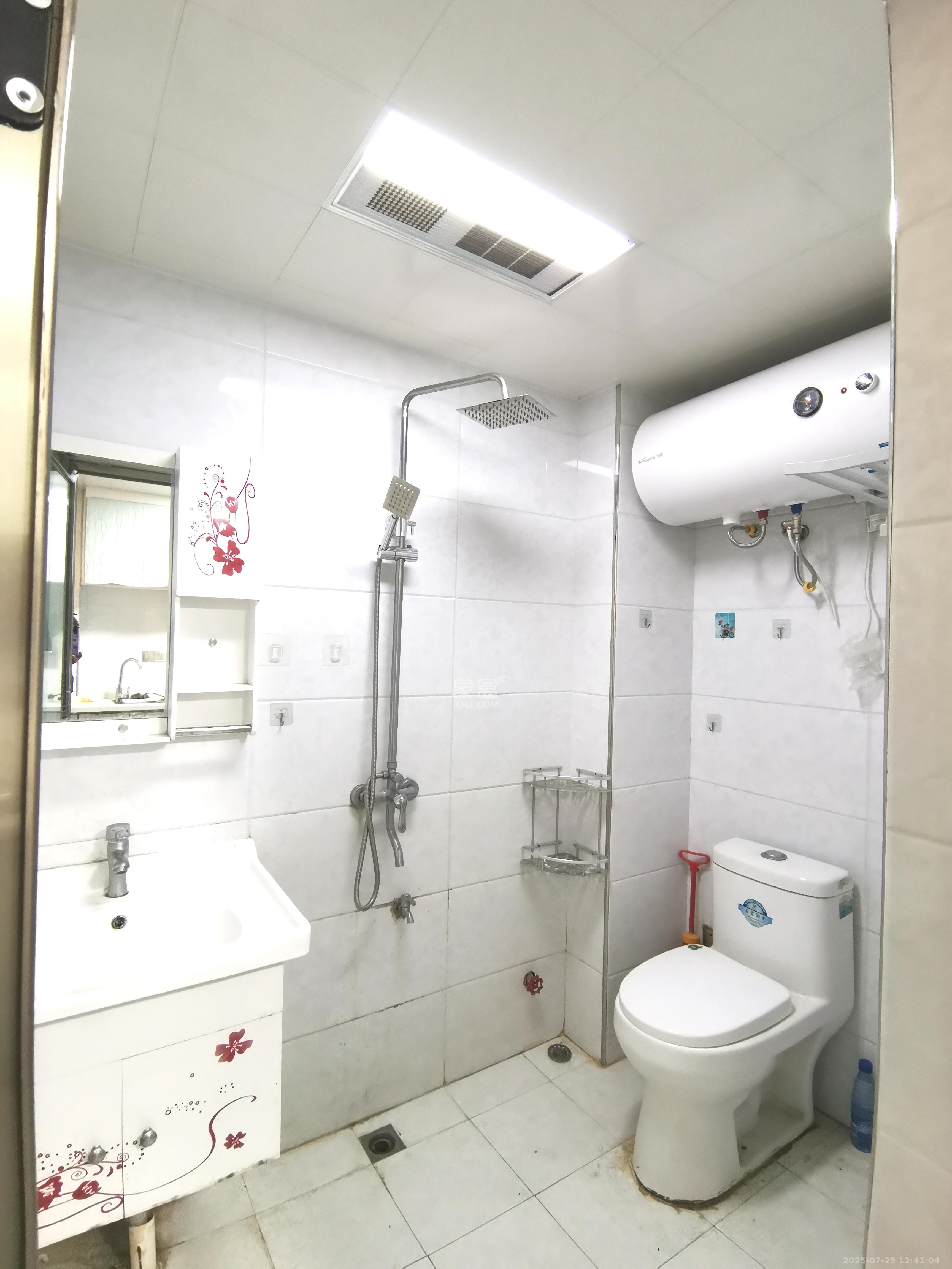 步行街大厦  1室1厅1卫   1400.00元/月室内图