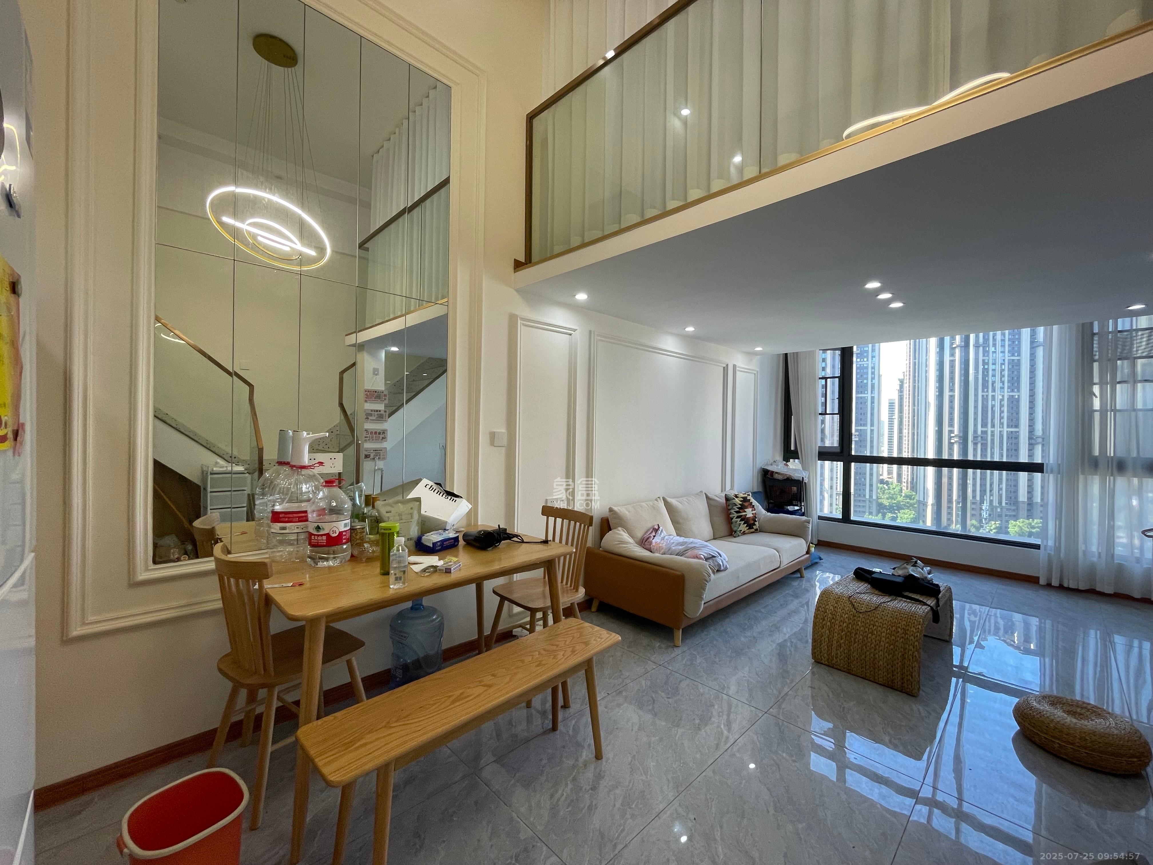 中国铁建梅溪青秀三期  2室2厅1卫    2600.0元/月 中国铁建梅溪青秀三期  2室2厅1卫    2600.0元/月室内图