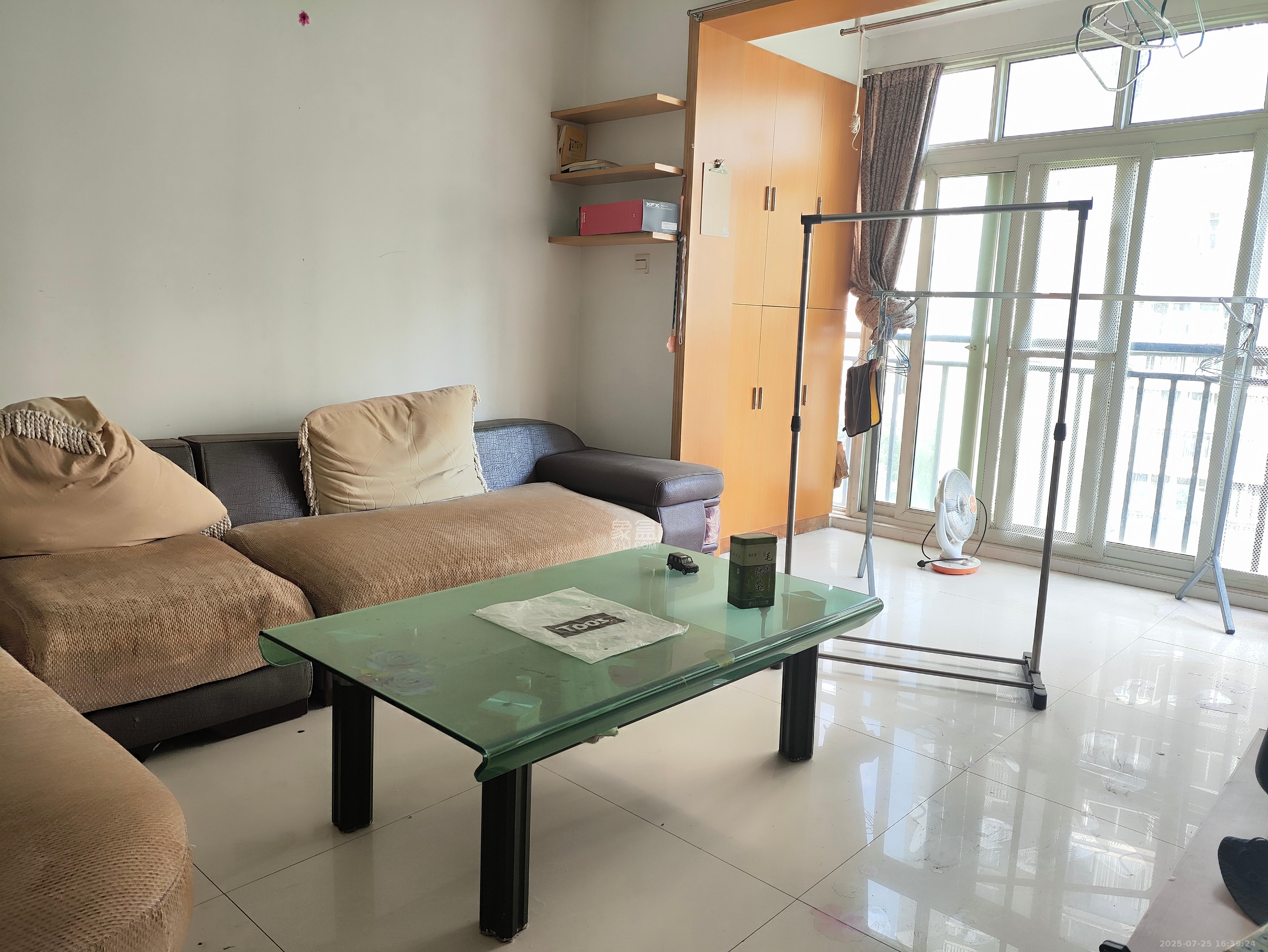 金碧文华 2室2厅1卫 1900.0元/月 金碧文华 2室2厅1卫 1900.0元/月室内图