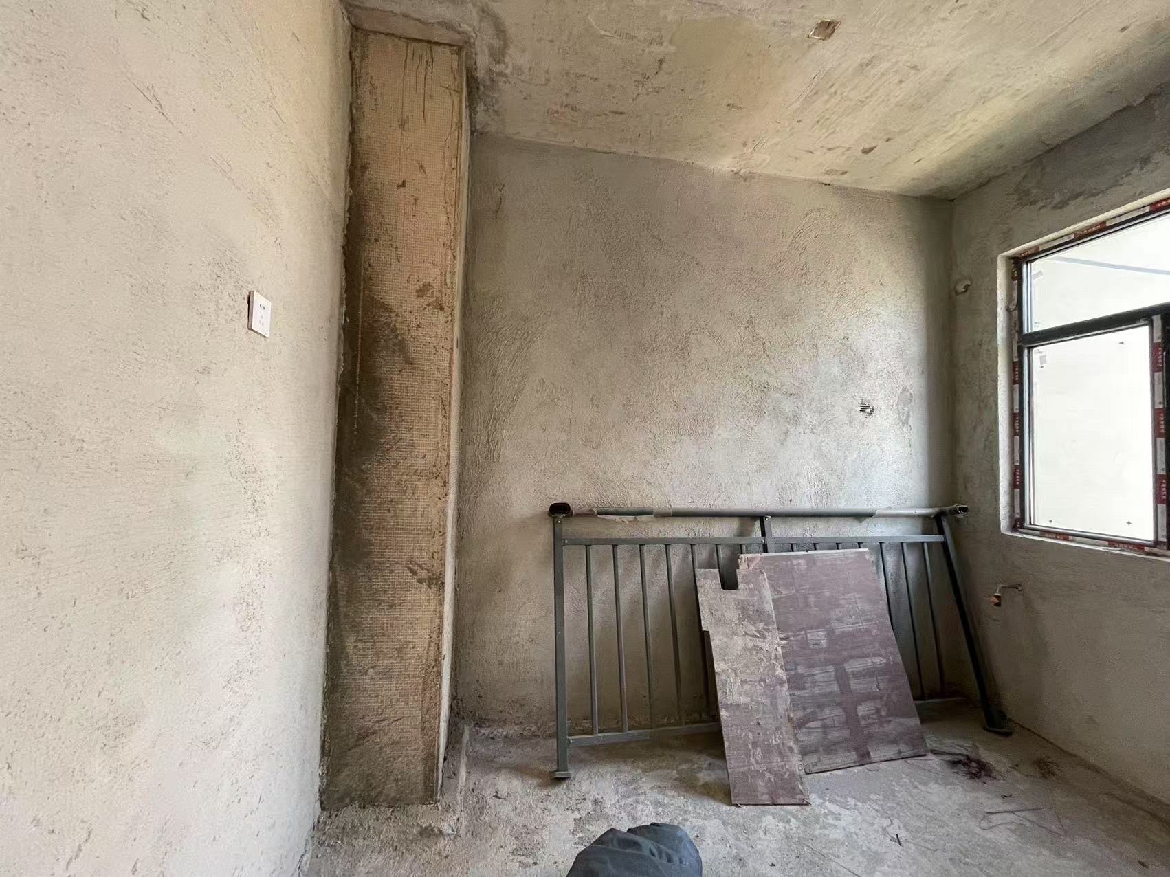 新合作外滩首府 4室2厅2卫 55.0万 新合作外滩首府 4室2厅2卫 55.0万客厅