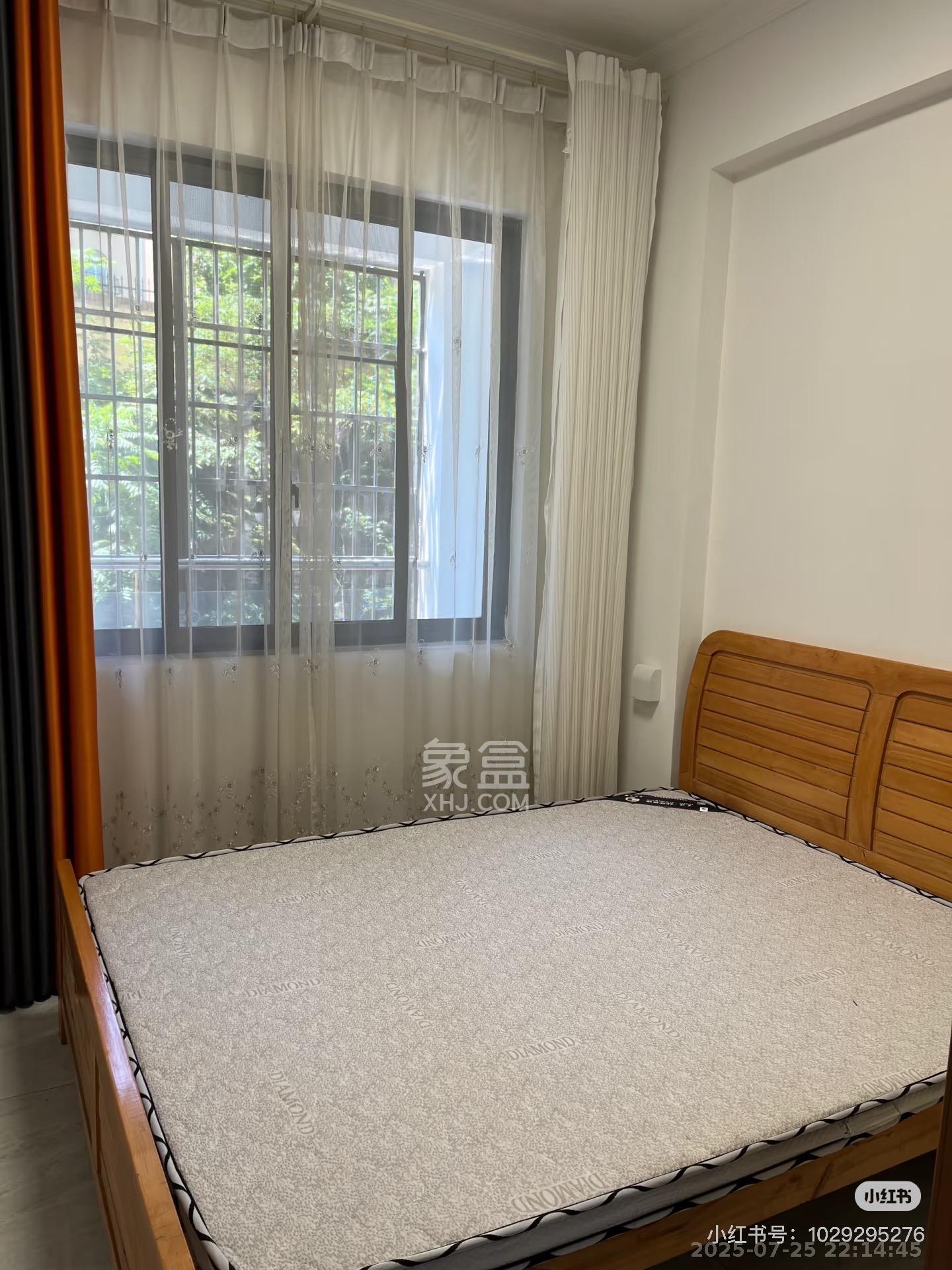 黑金时代广场 3室2厅2卫 2200.0元/月 黑金时代广场 3室2厅2卫 2200.0元/月室内图