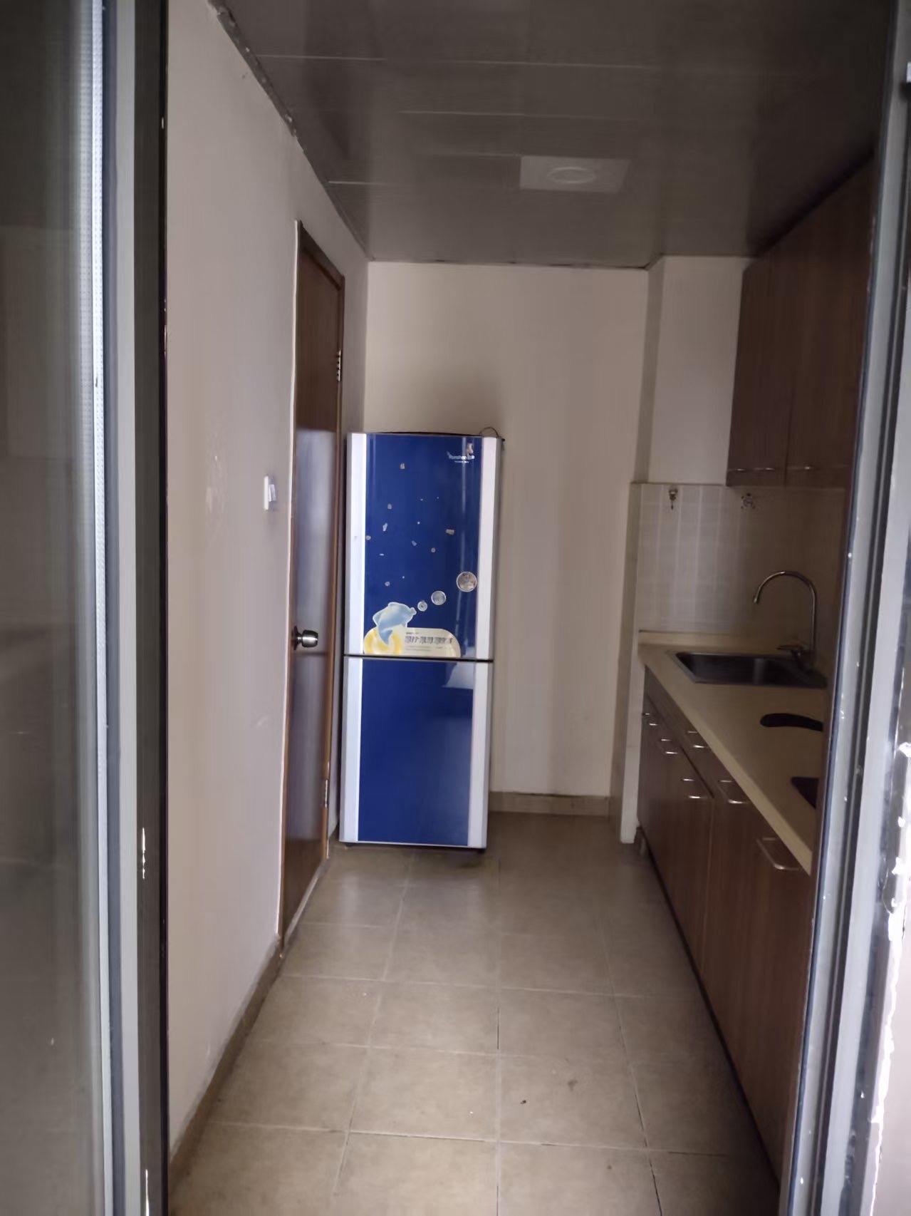 蓝色港湾  2室1厅1卫    1300.0元/月 蓝色港湾  2室1厅1卫    1300.0元/月室内图