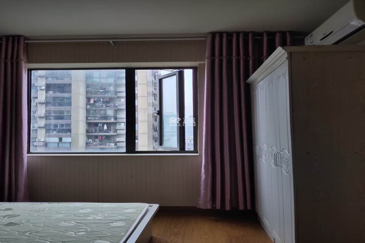 蓝色港湾  2室1厅1卫    1300.0元/月 蓝色港湾  2室1厅1卫    1300.0元/月室内图