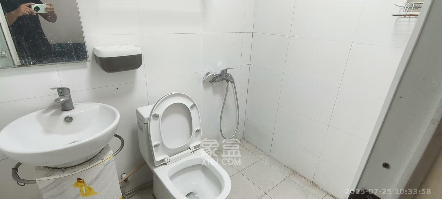 中江国际花城 1室1厅1卫 1400.0元/月 中江国际花城 1室1厅1卫 1400.0元/月室内图