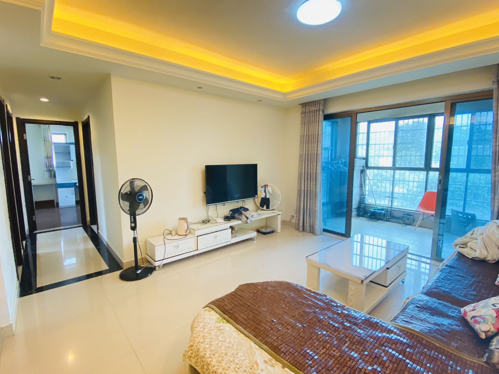 碧桂园 3室2厅2卫 1700.0元/月 碧桂园 3室2厅2卫 1700.0元/月室内图