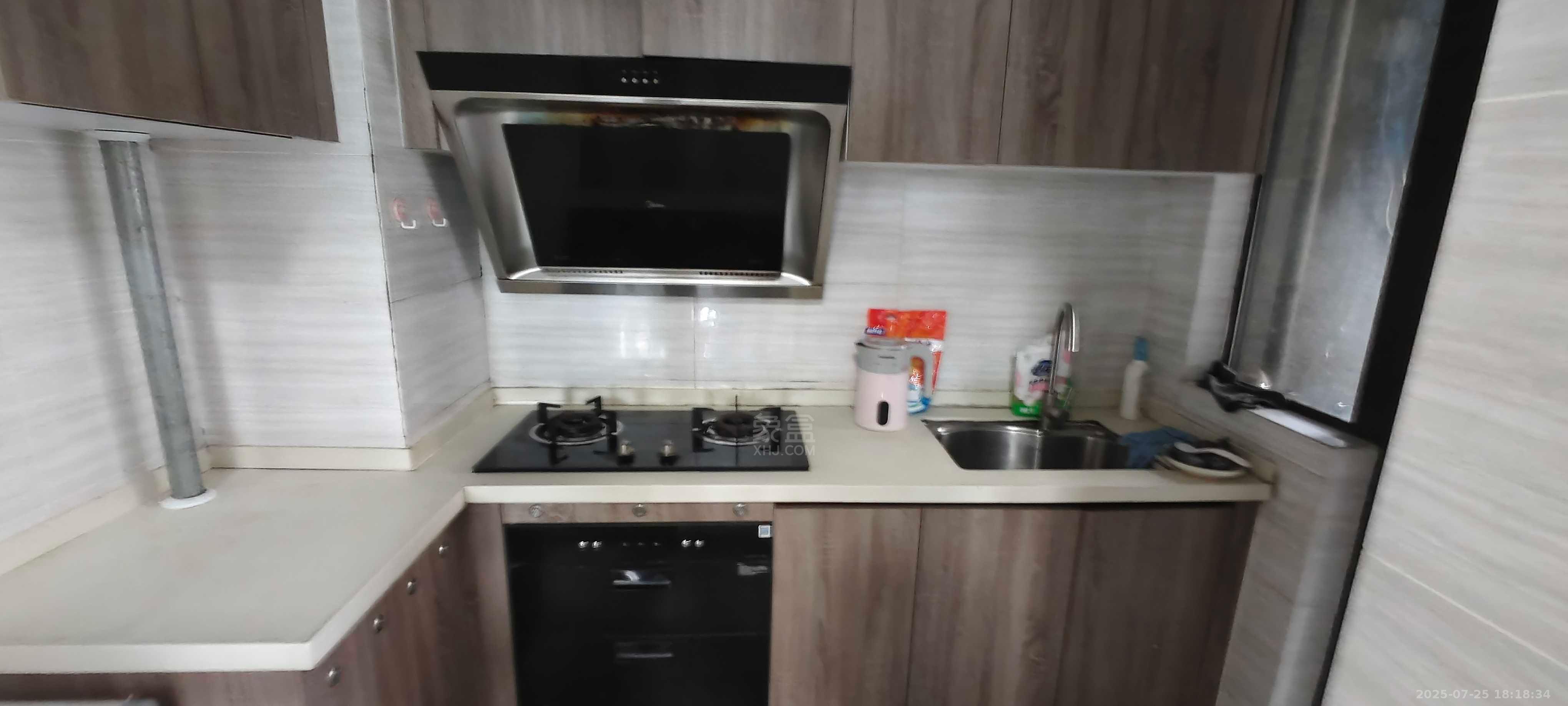 美的翰城  3室2厅2卫    1800.0元/月 美的翰城  3室2厅2卫    1800.0元/月室内图