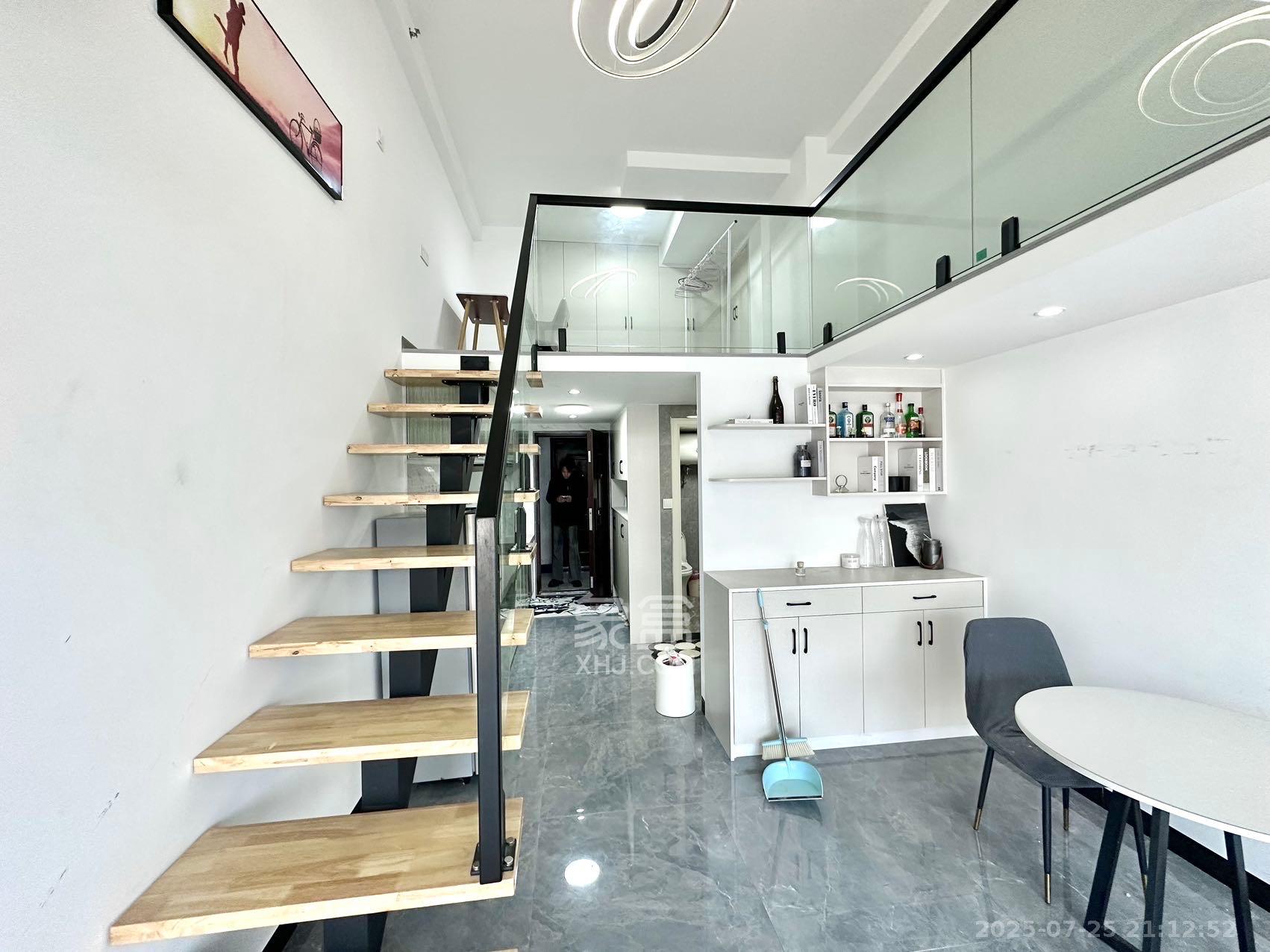 裕天国际商汇中心  1室0厅0卫    2200.0元/月室内图